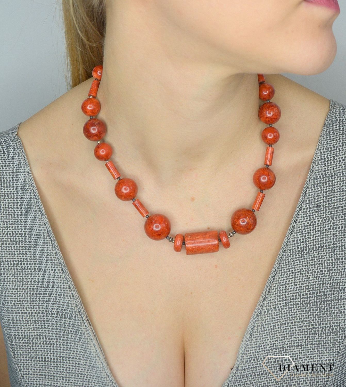 Naszyjnik z kamieniami naturalnymi koralowiec DIA-NSZ-2844-925. Efektowny naszyjnik z elementami srebra.jpg