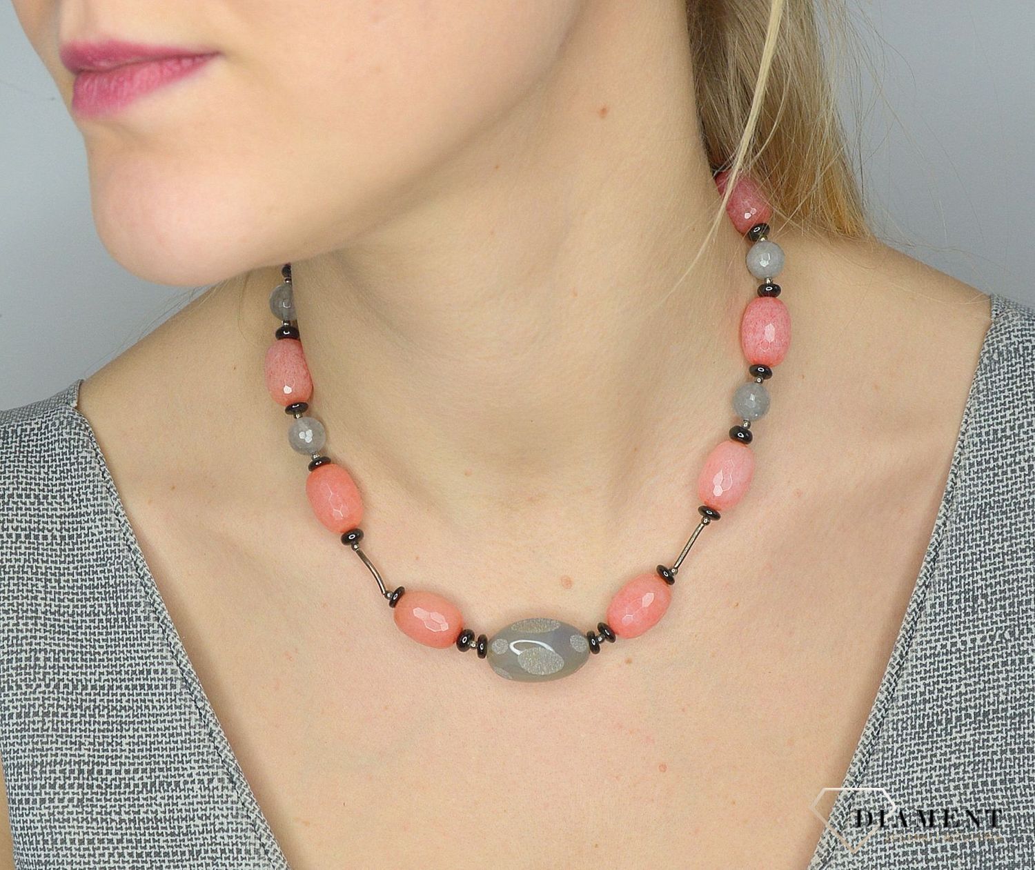 Naszyjnik z kamieniami naturalnymi jadeit, onyks, szary kryształ DIA-NSZ-2845-925. Efektowny naszyjnik z elementami srebra.jpg