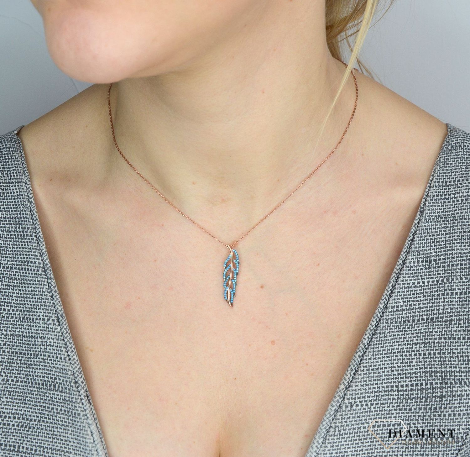 Srebrny naszyjnik pozłacany, niebieski listek DIA-NSZ-2848-925.jpg