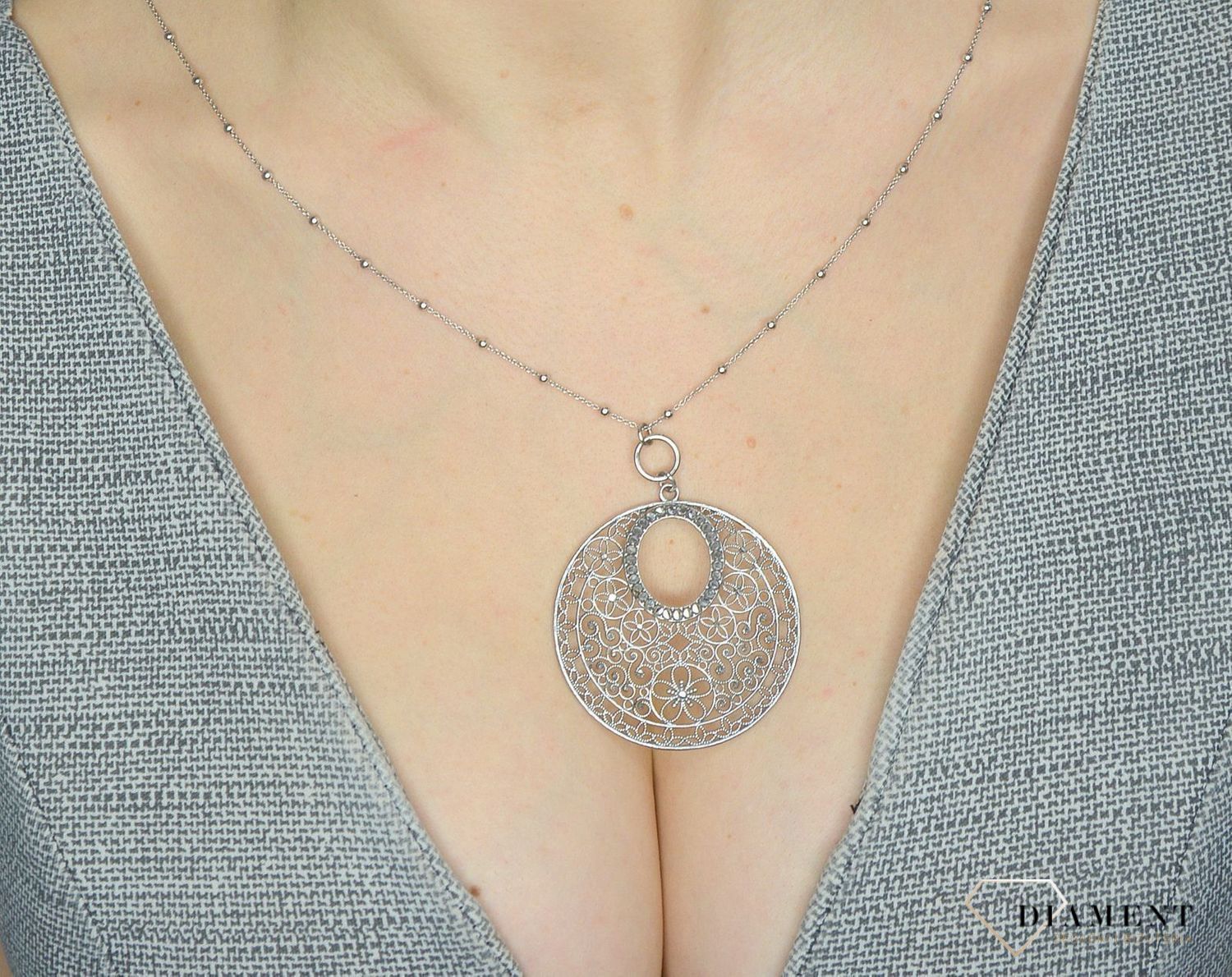 Srebrny naszyjnik damski z dużą ażurową zawieszką DIA-NSZ-2851-925✓Naszyjniki Damskie w Sklepie z Biżuterią zegarki-diament.pl✓.jpg