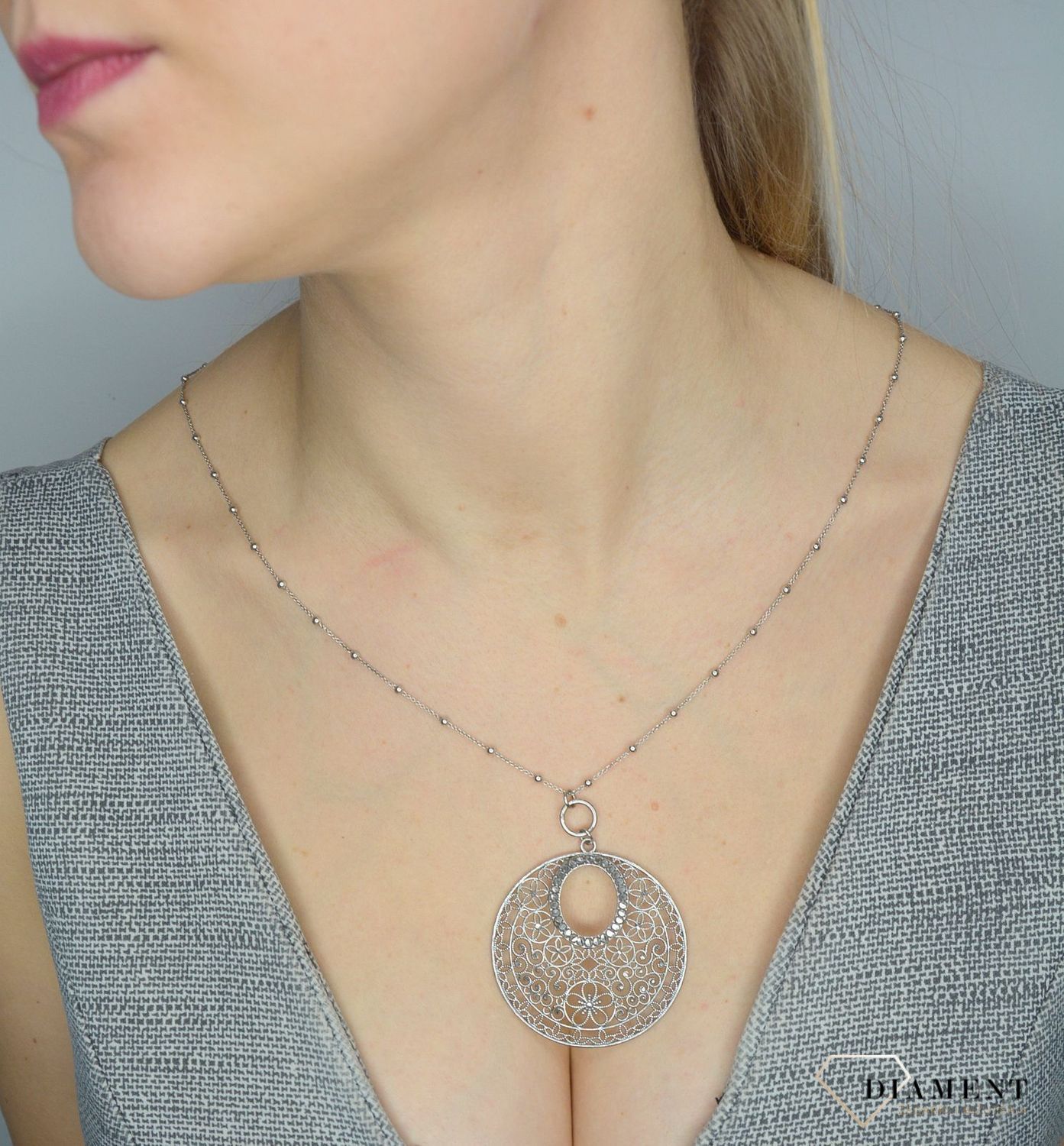 Srebrny naszyjnik damski z dużą ażurową zawieszką DIA-NSZ-2851-925✓Naszyjniki Damskie w Sklepie z Biżuterią zegarki-diament.pl✓.jpg