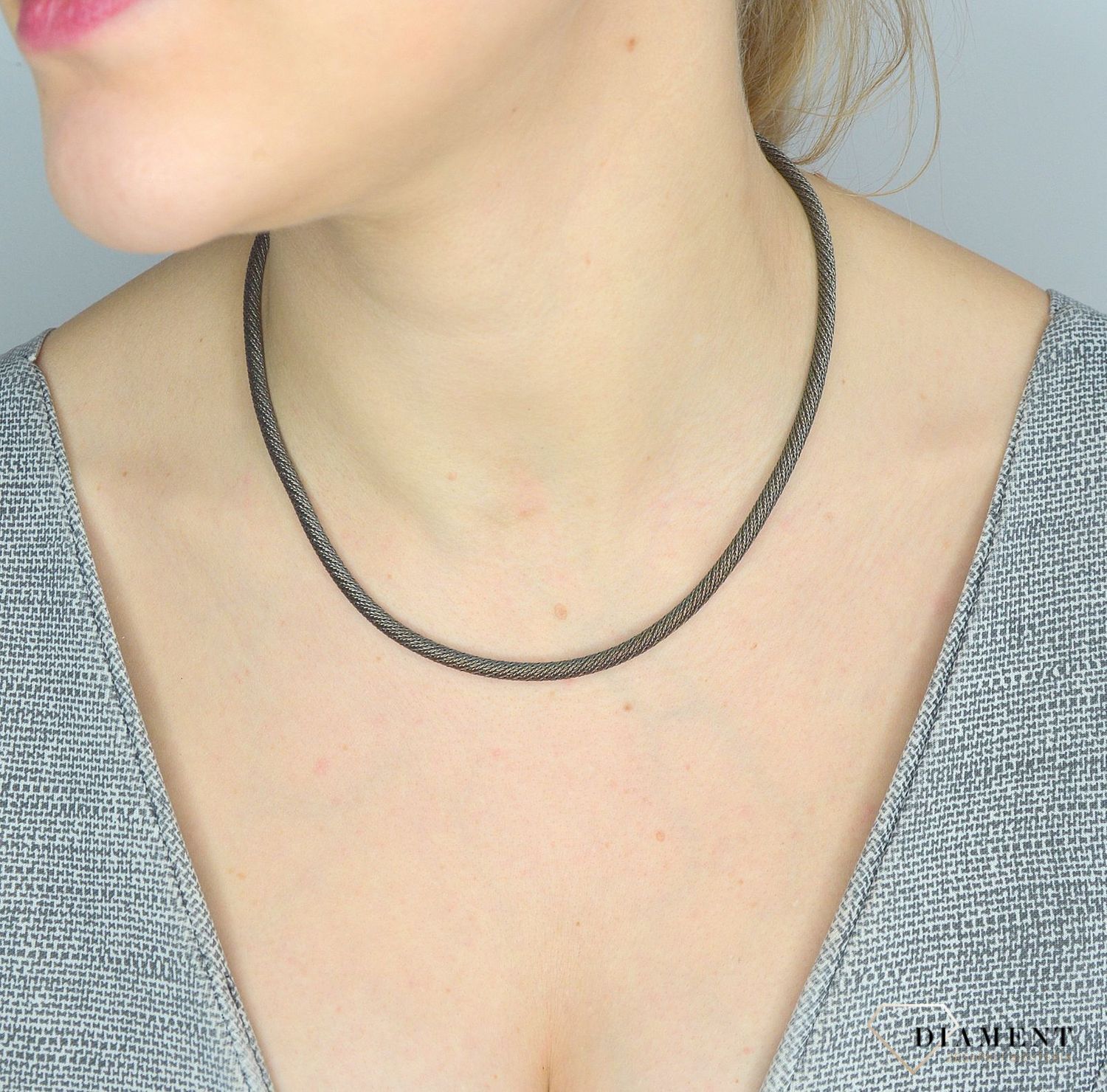 Naszyjnik srebrny w ciemnym kolorze DIA-NSZ-2867-925.jpg