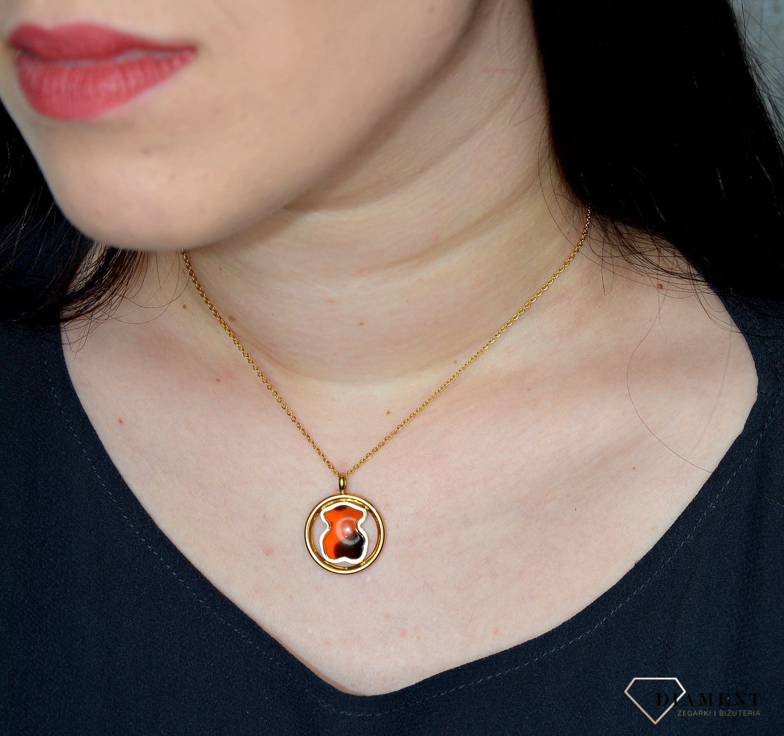 Naszyjnik damski TUOS z zawieszką brązowy miś DIA-NSZ-2878-STAL.jpg