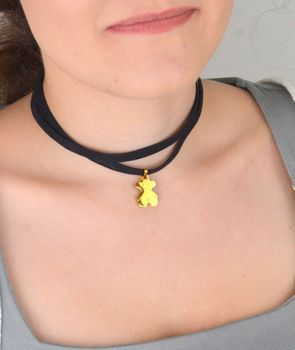 Pozłacany naszyjnik choker z zawieszką misia – delikatna biżuteria damska ze stali nierdzewnej. Długość 45 + 5 cm. Idealny prezent z uroczym akcentem (4).JPG