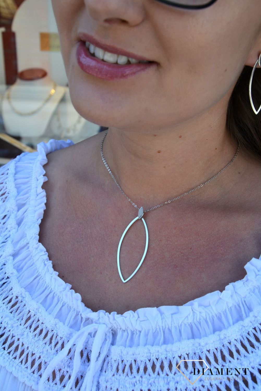 Naszyjniki srebrny  'Gładki Liść' DIA-NSZ-2987-925.jpg
