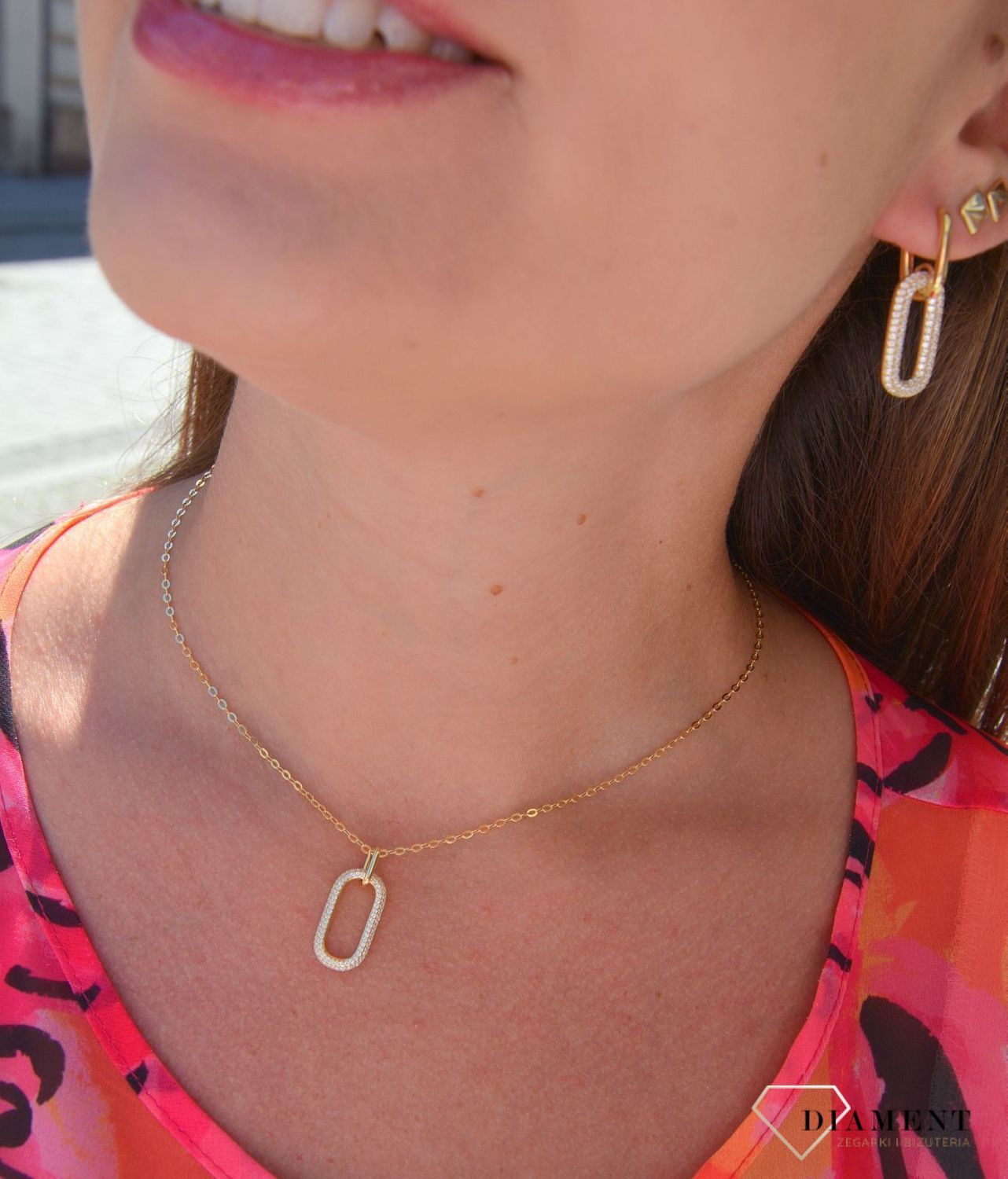 Srebrny naszyjnik pozłacany z cyrkoniami DIA-NSZ-3015-925 💎 Niezwykle szykowny naszyjnik wykonany z najwyższej jakości srebra to elegancki dodatek do wielu stylizacji..jpg