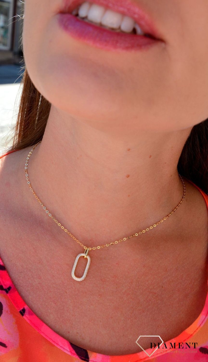 Srebrny naszyjnik pozłacany z cyrkoniami DIA-NSZ-3015-925 💎 Niezwykle szykowny naszyjnik wykonany z najwyższej jakości srebra to elegancki dodatek do wielu stylizacji..jpg