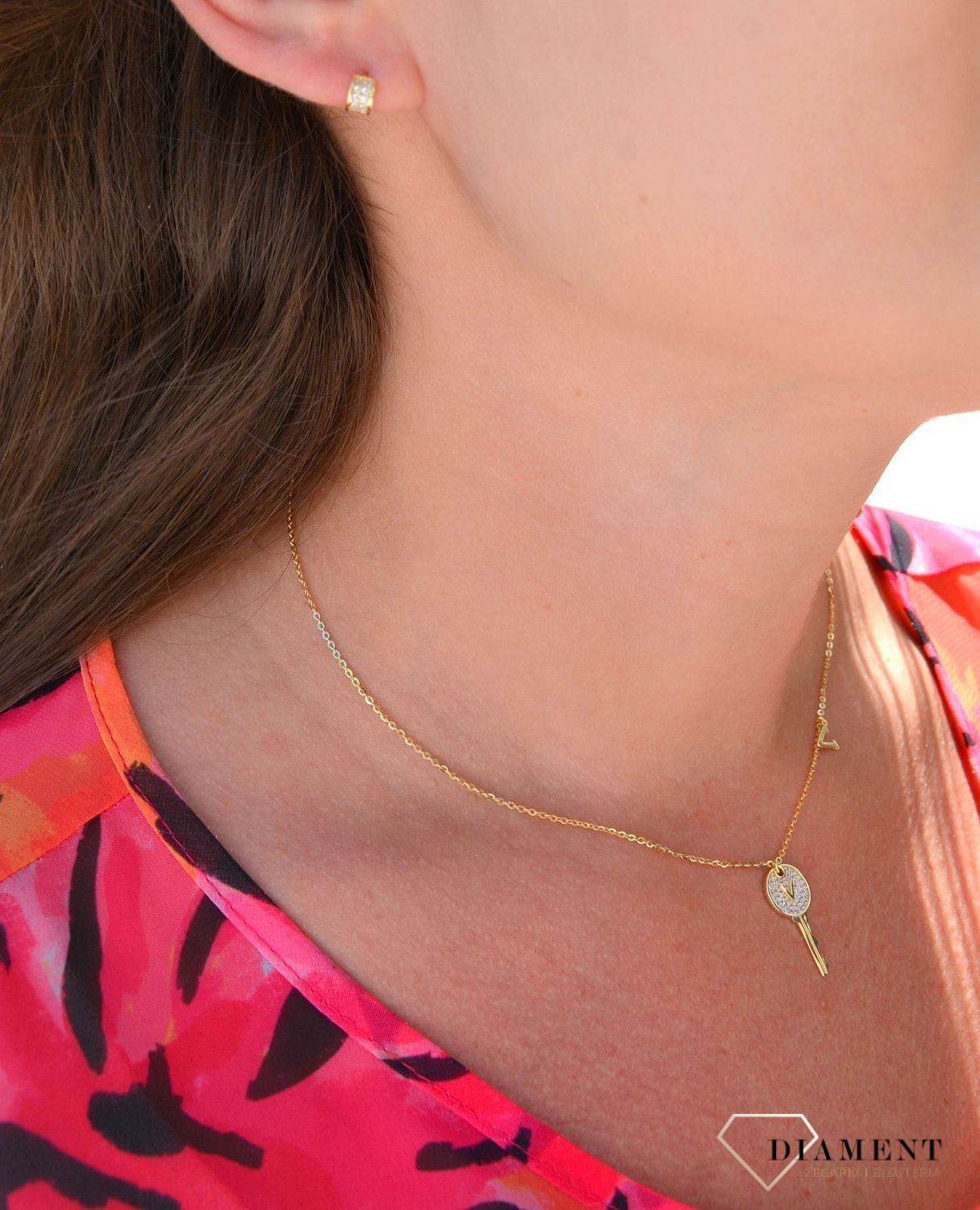 Naszyjnik pozłacany z kluczykiem i literką V DIA-NSZ-3062-925.jpg