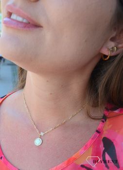 Srebrny naszyjnik pozłacany z zawieszką 'perłowa koniczynka' DIA-NSZ-3065-925 💎 Niezwykle szykowny naszyjnik wykonany z najwyższej jakości srebra to elegancki dodatek do wielu stylizacji (1 (3).JPG