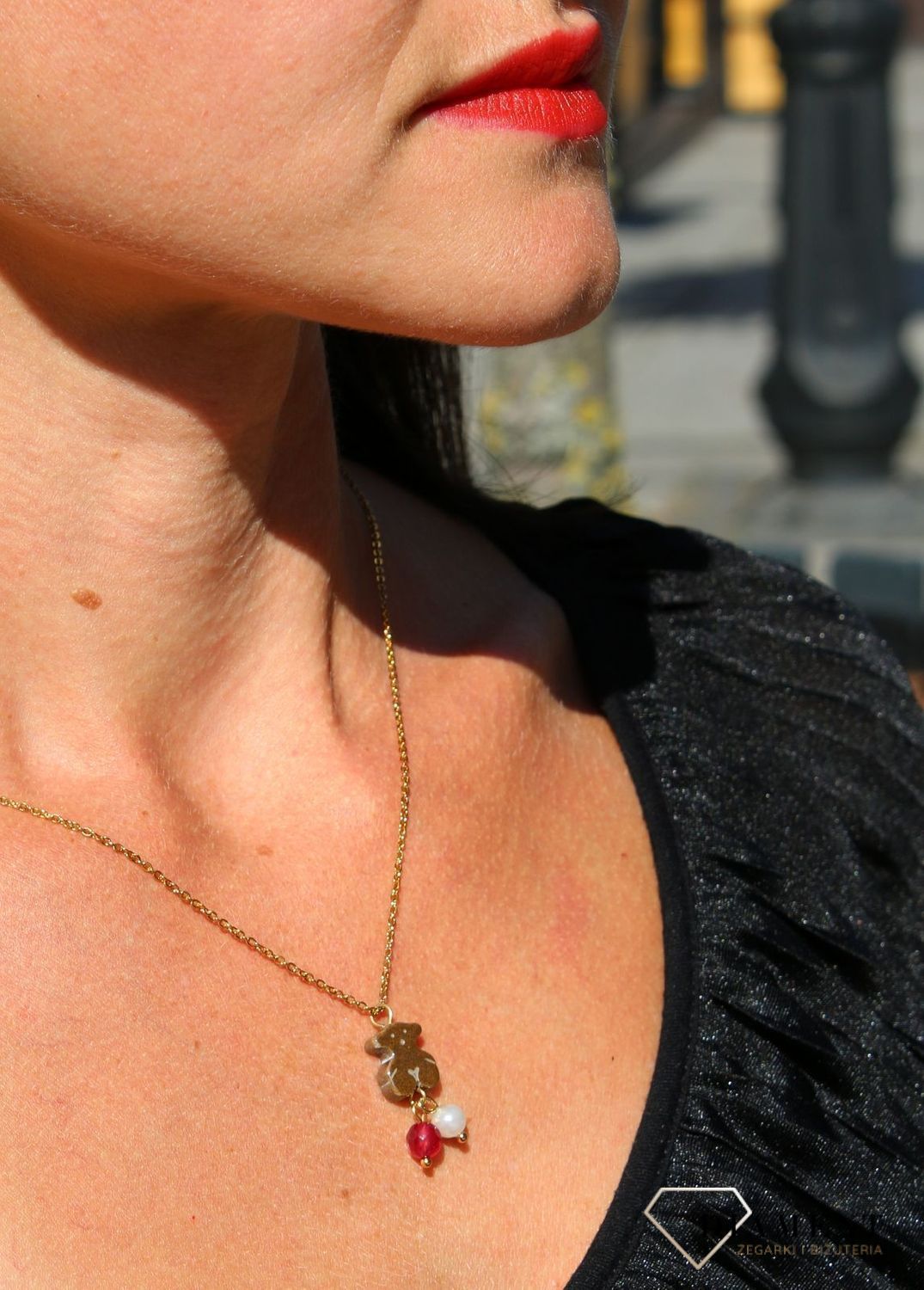 Stalowy naszyjnik pozłacany z zawieszką misia i koralików DIA-NSZ-3309-STAL.jpg