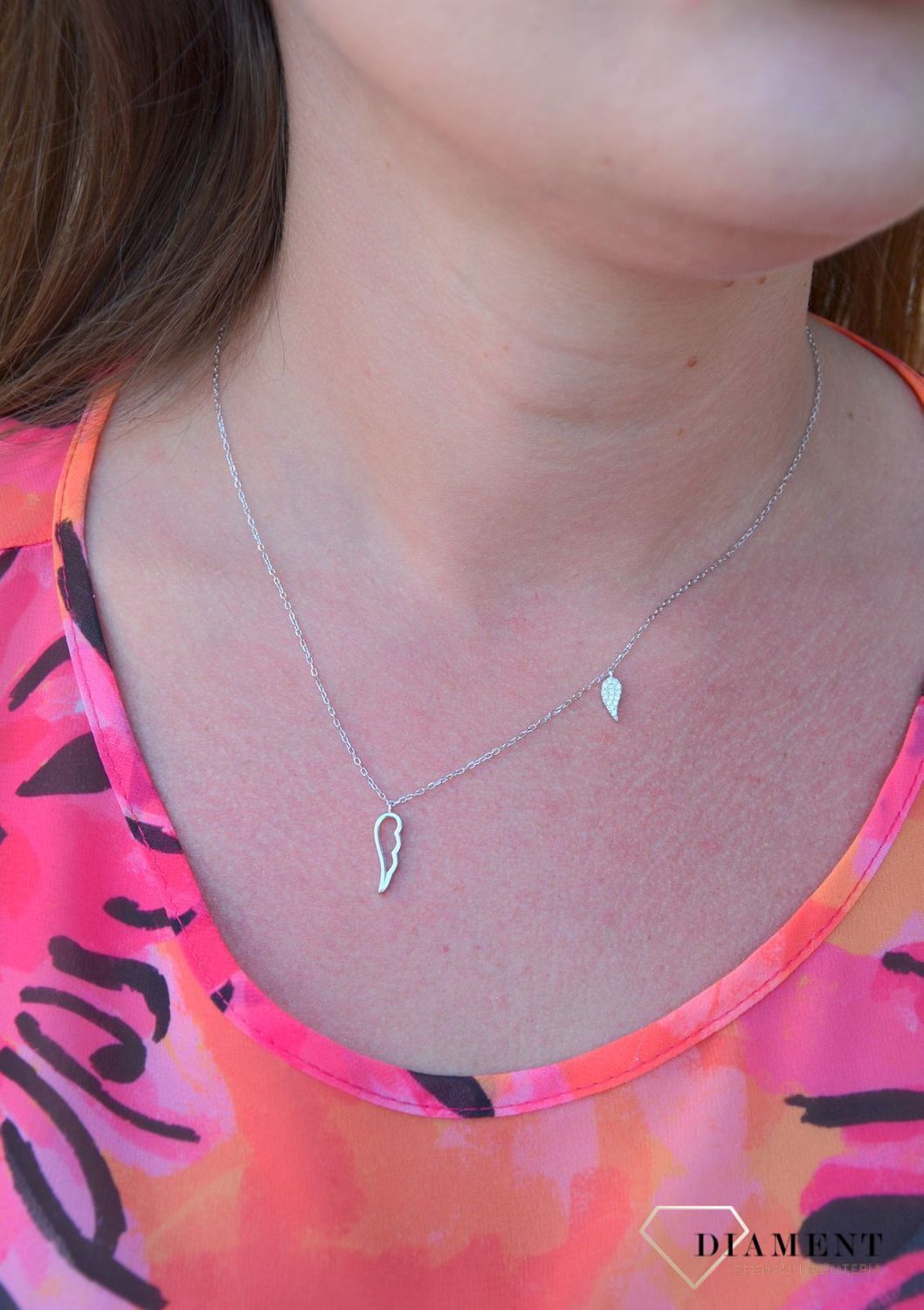 Srebrny naszyjnik celebrytka dwa skrzydełka z cyrkonią DIA-NSZ-3567-925.jpg