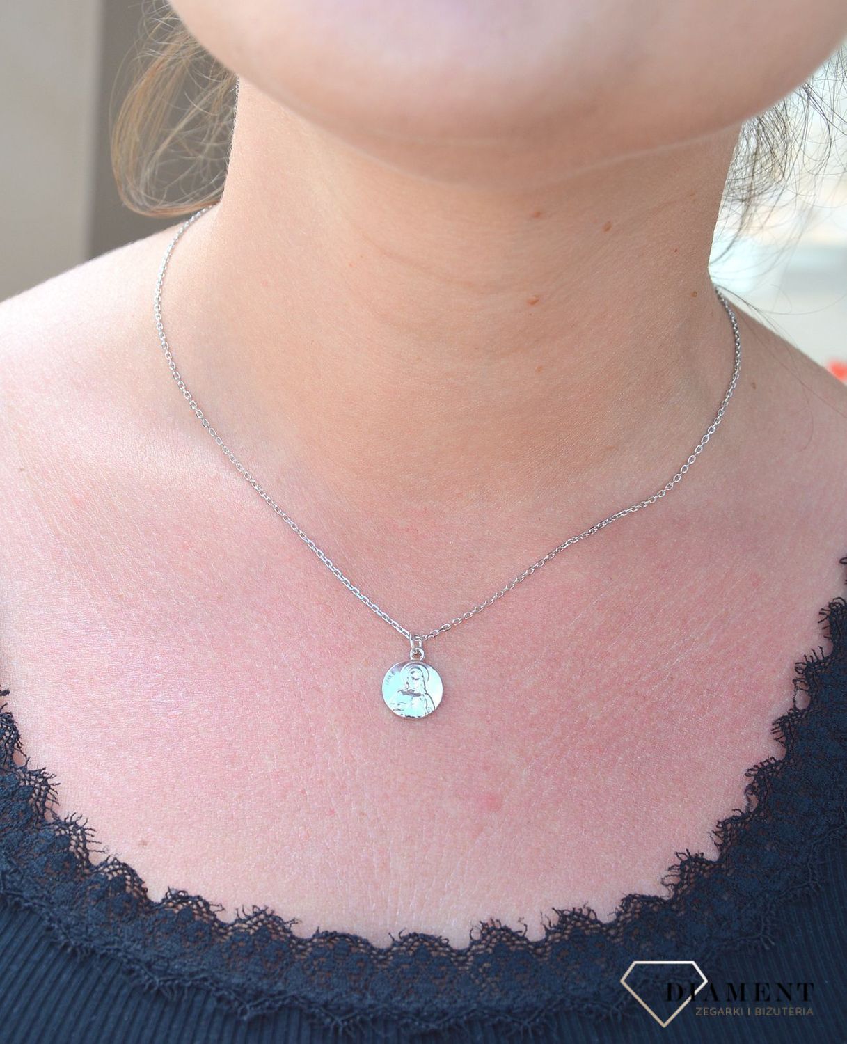 Srebrny naszyjnik celebrytka z medalikiem DIA-NSZ-3585-925 (2).jpg