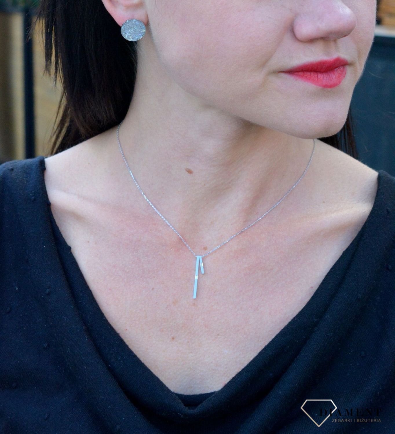 Złoty naszyjnikZ-4 celebrytka białe złoto DIA-NSZ-4236-585. Naszyjnik  to wyjątkowa biżuteria dla mamy i ukochanej osoby. Piękny prezent dla miłośników  białego złota.jpg