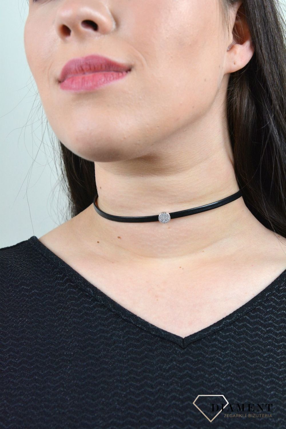 Naszyjnik typu choker ozdobne kółko z cyrkoniami DIA-NSZ-4350-925 (2).jpg