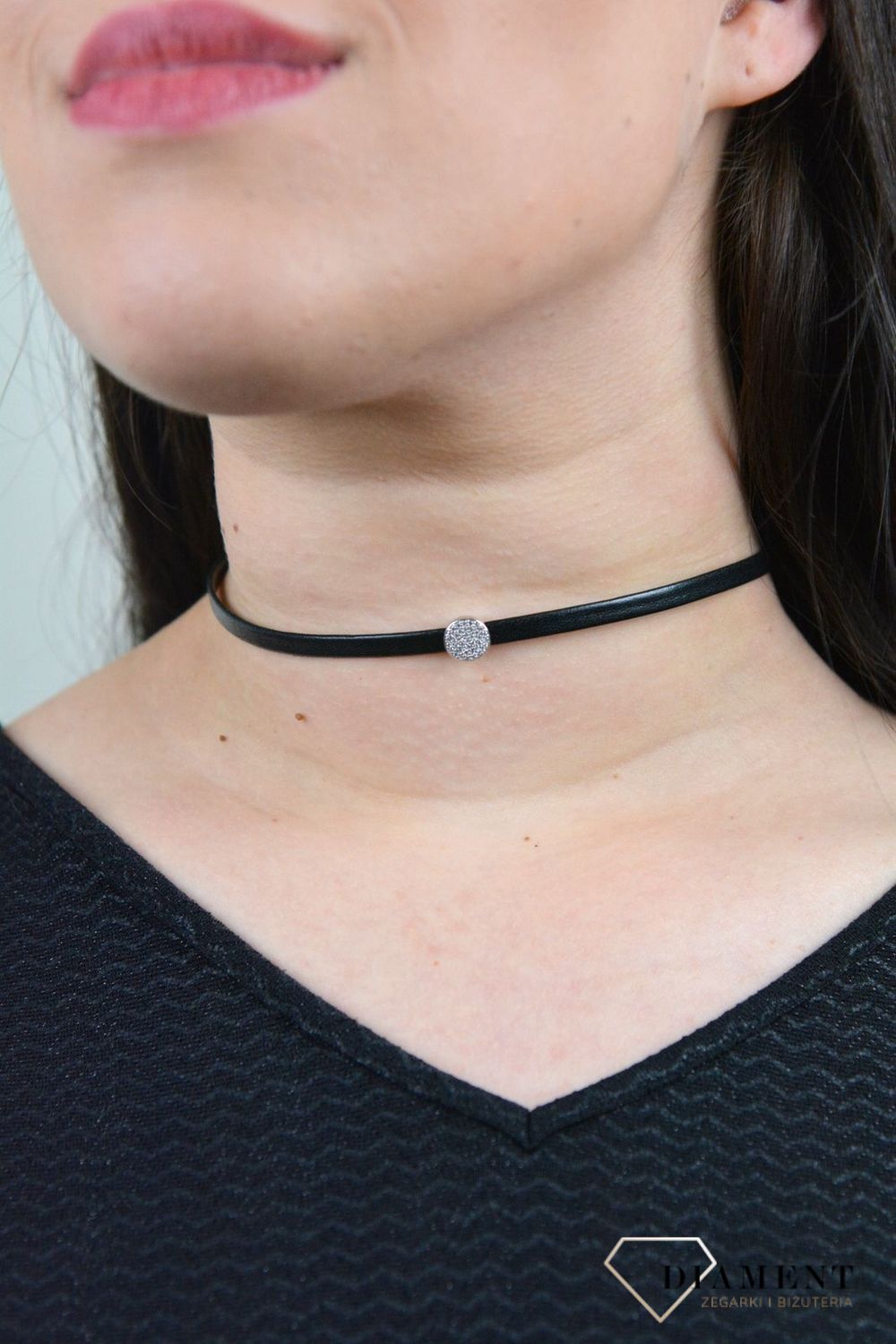 Naszyjnik typu choker ozdobne kółko z cyrkoniami DIA-NSZ-4350-925 (2).jpg