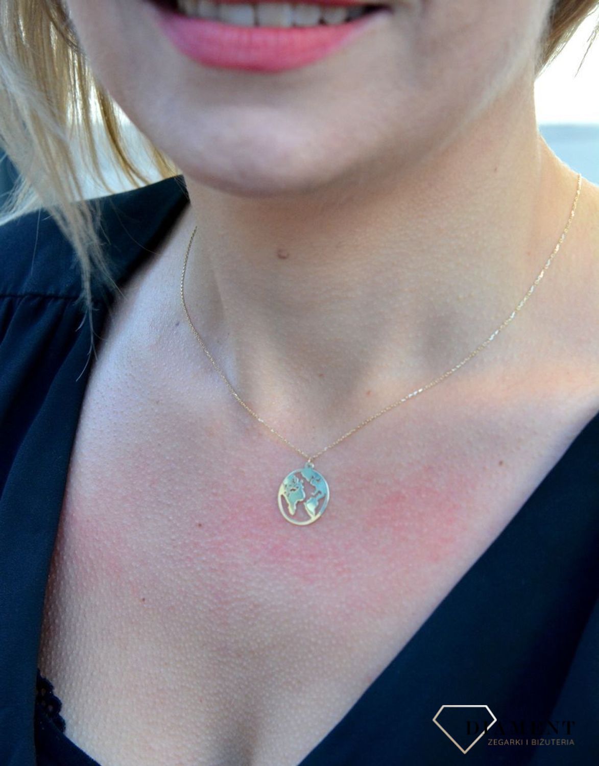 Złoty naszyjnik celebrytka 'mapa świata' DIA-NSZ-4440-585.jpg