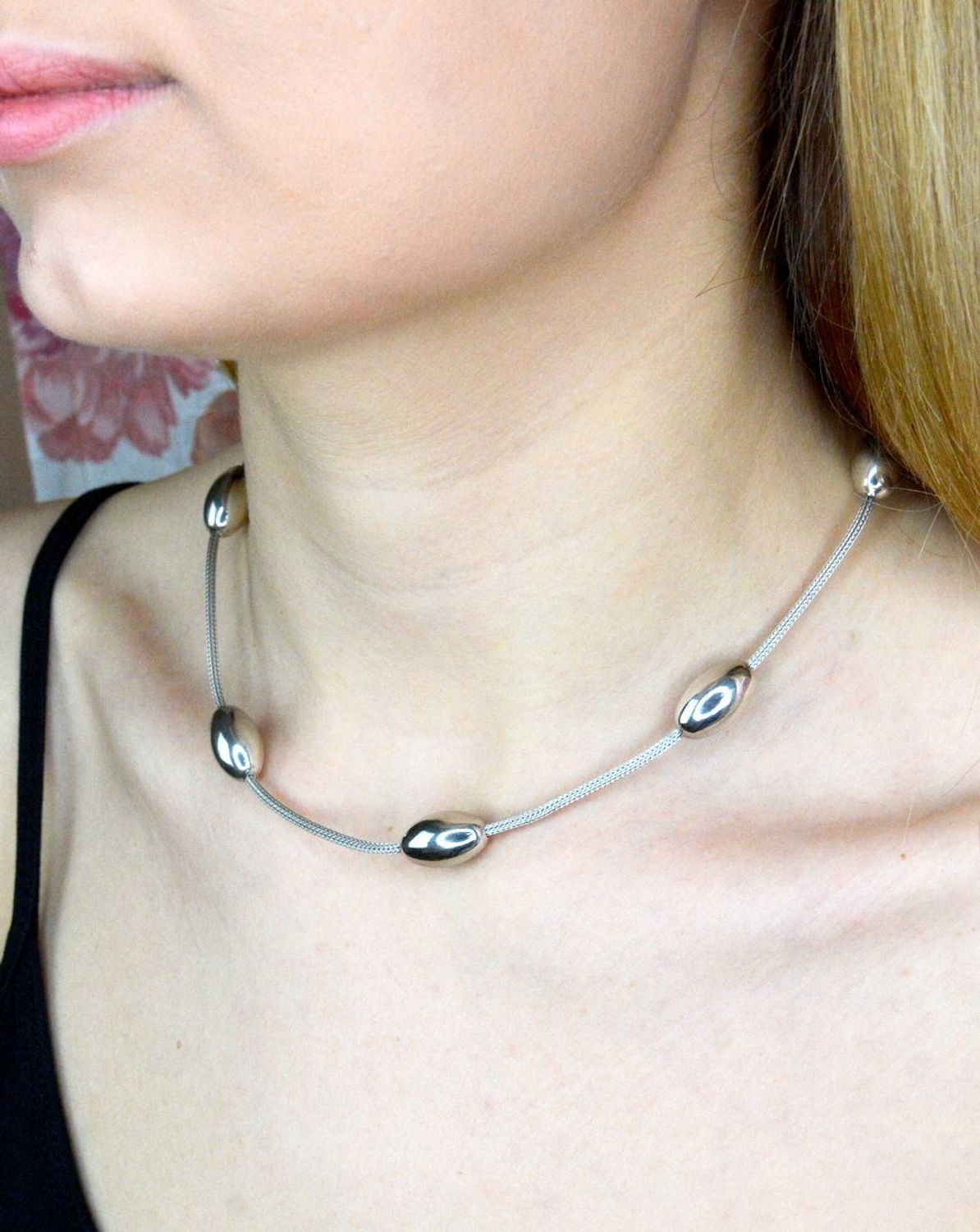 Srebrny naszyjnik damski kolia Gładkie kule DIA-NSZ-4653-925.  Biżuteria pięknie podkreśla dekolt. Naszyjnik został wykonany z najwyższej jakości srebra próby 925. Idealny pomysł na prezent..jpg