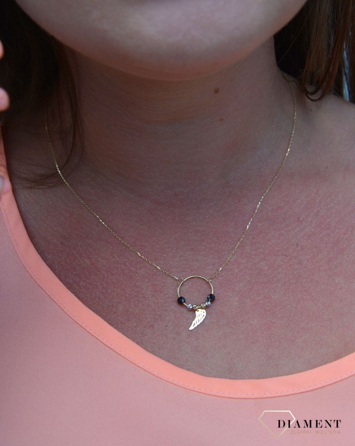Złoty naszyjnik celebrytka 375 koło ze skrzydełkiem i koralikami DIA-NSZ-47K45-FON0045-YW-BCZ-375.jpg