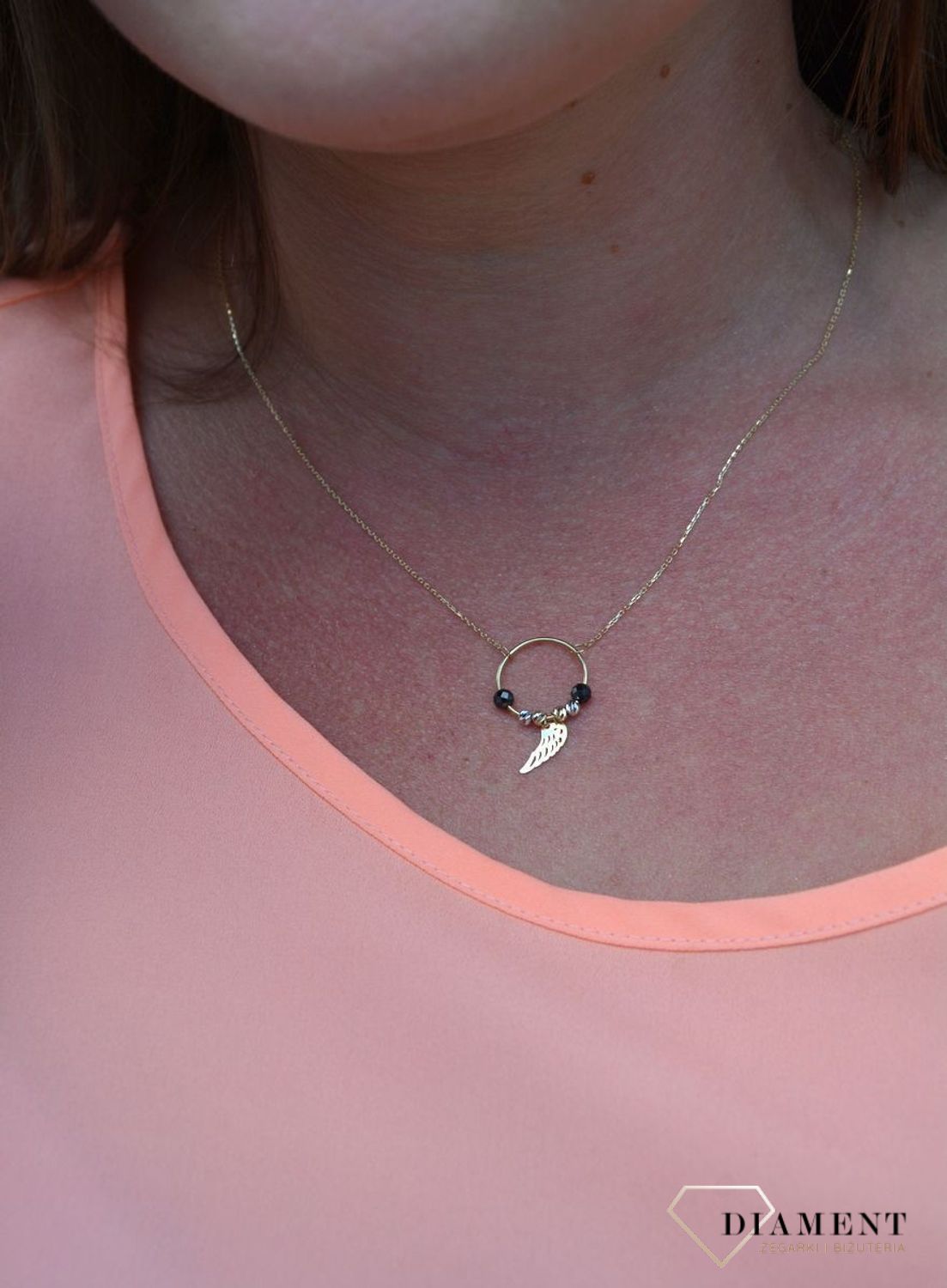 Złoty naszyjnik celebrytka 375 koło ze skrzydełkiem i koralikami DIA-NSZ-47K45-FON0045-YW-BCZ-375.jpg
