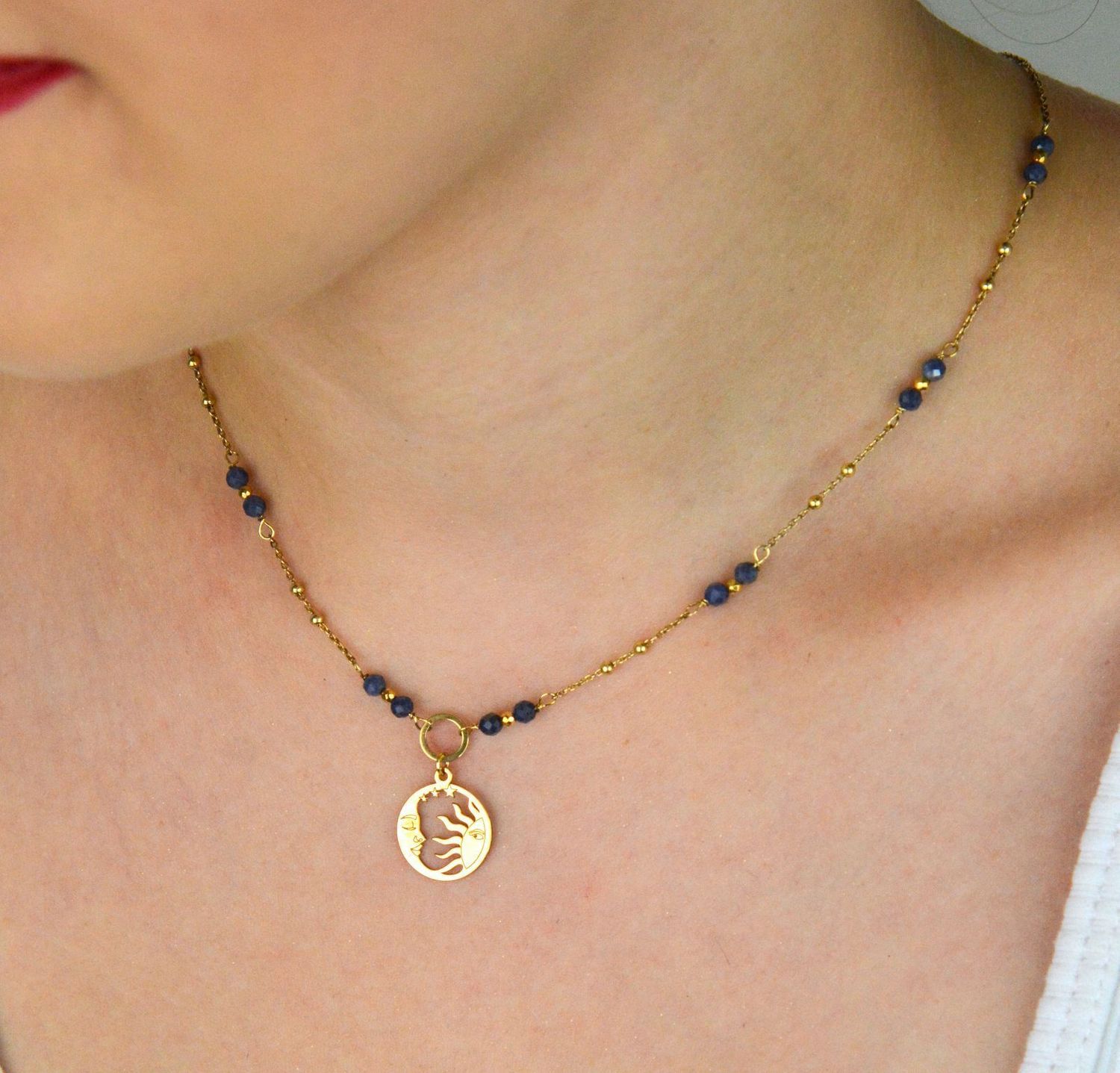 Naszyjnik pozłacany srebrny 925 DIA-NSZ-4868-925 z zawieszką słońce-księżyc i naturalnymi szafirami. Długość 42+2 cm, waga 3,40 g. Symboliczna i elegancka biżuteria.1.jpg