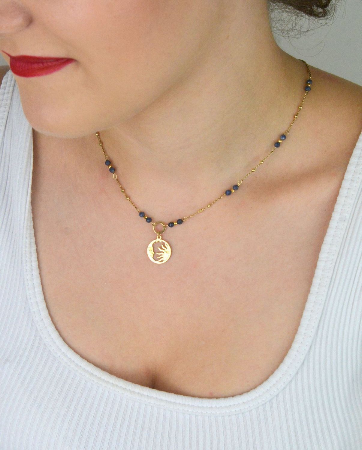 Naszyjnik pozłacany srebrny 925 DIA-NSZ-4868-925 z zawieszką słońce-księżyc i naturalnymi szafirami. Długość 42+2 cm, waga 3,40 g. Symboliczna i elegancka biżuteria.1.jpg