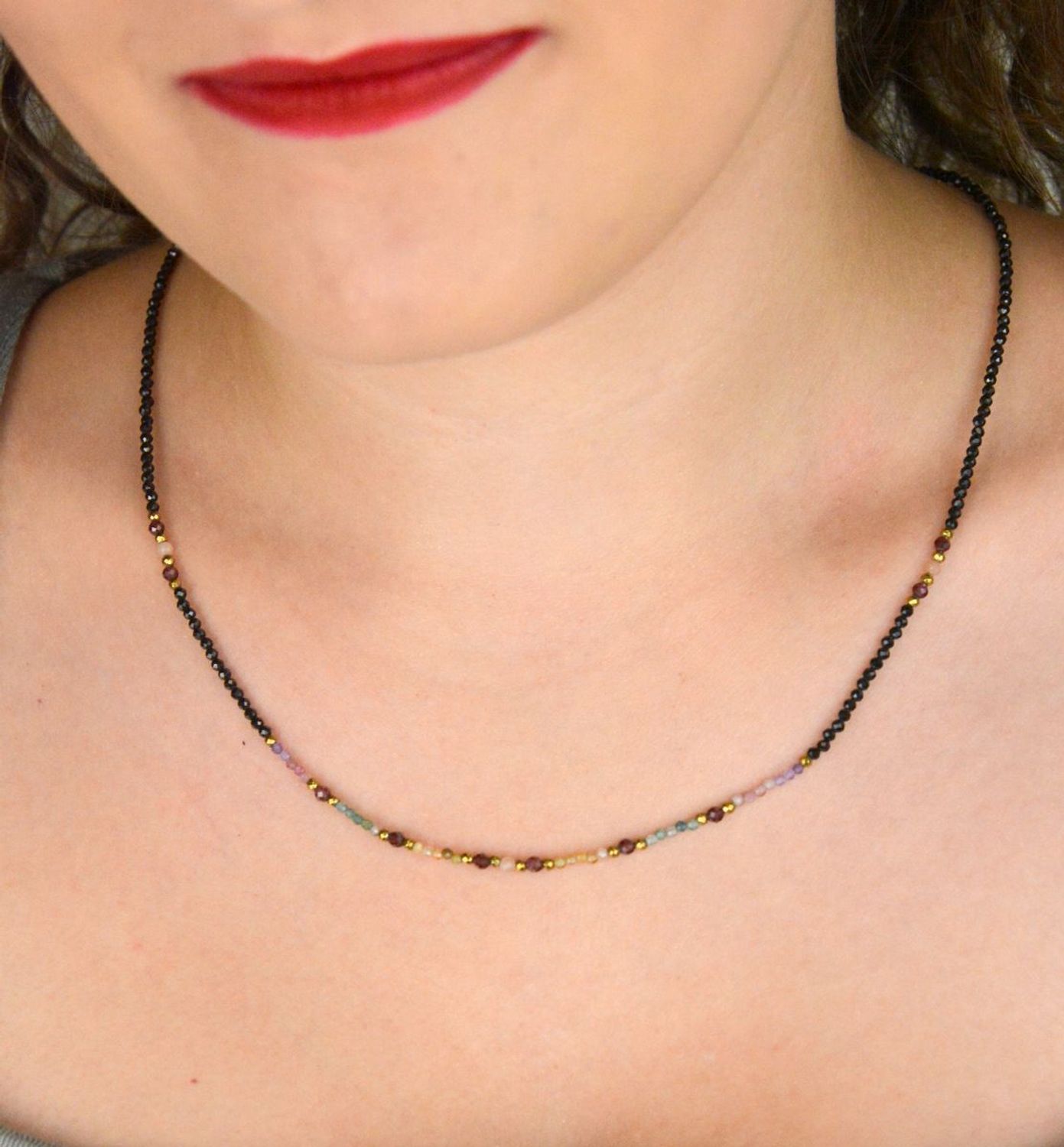 Naszyjnik kolorowe kamienie naturalne turmalin, granat, hematyt DIA-NSZ-4880-925.jpg