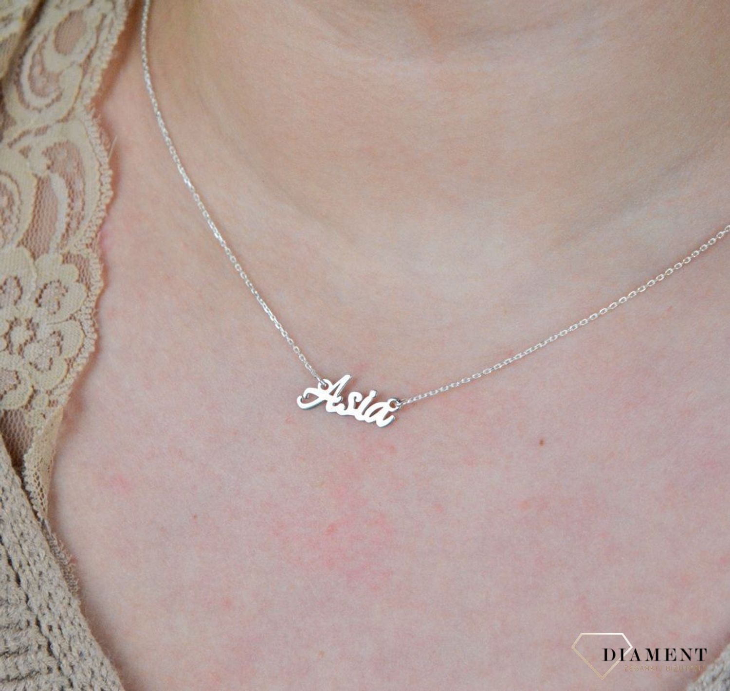 Srebrny naszyjnik celebrytka z imieniem Asia DIA-NSZ-4928ASIA-925.jpg