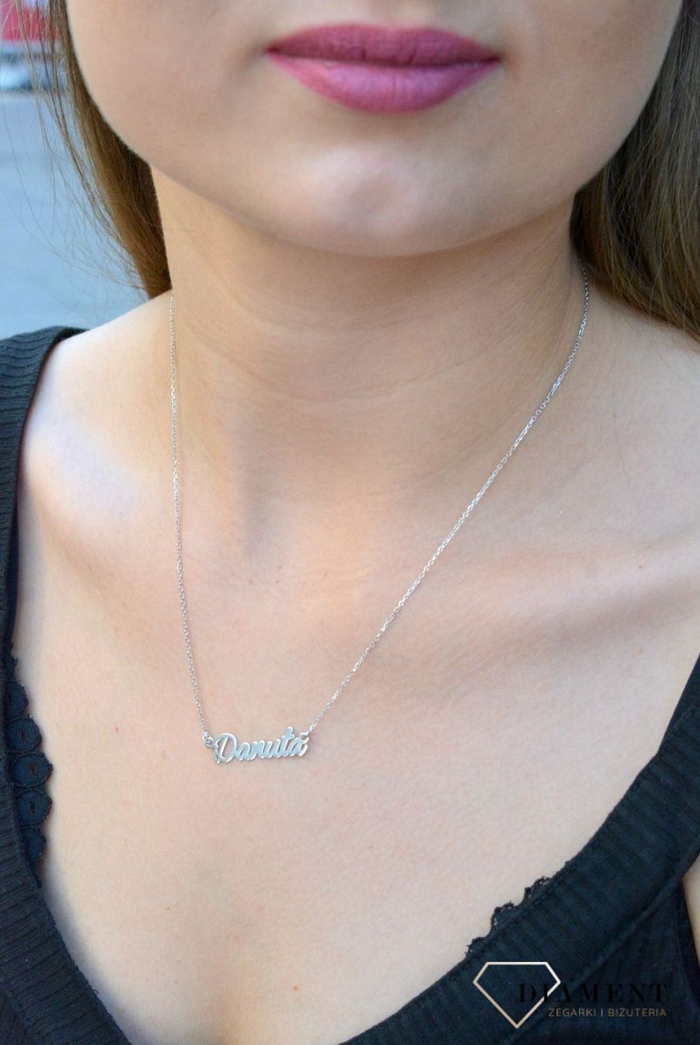 Srebrny naszyjnik damski 925 'Imię Danuta' DIA-NSZ-4928DANUTA-925.  Naszyjnik celebrytka imię. Srebrny naszyjnik celebrytka z imieniem. Srebrny naszyjnik imię Danuta. Srebrny naszyjnik idealny na prezent..jpg