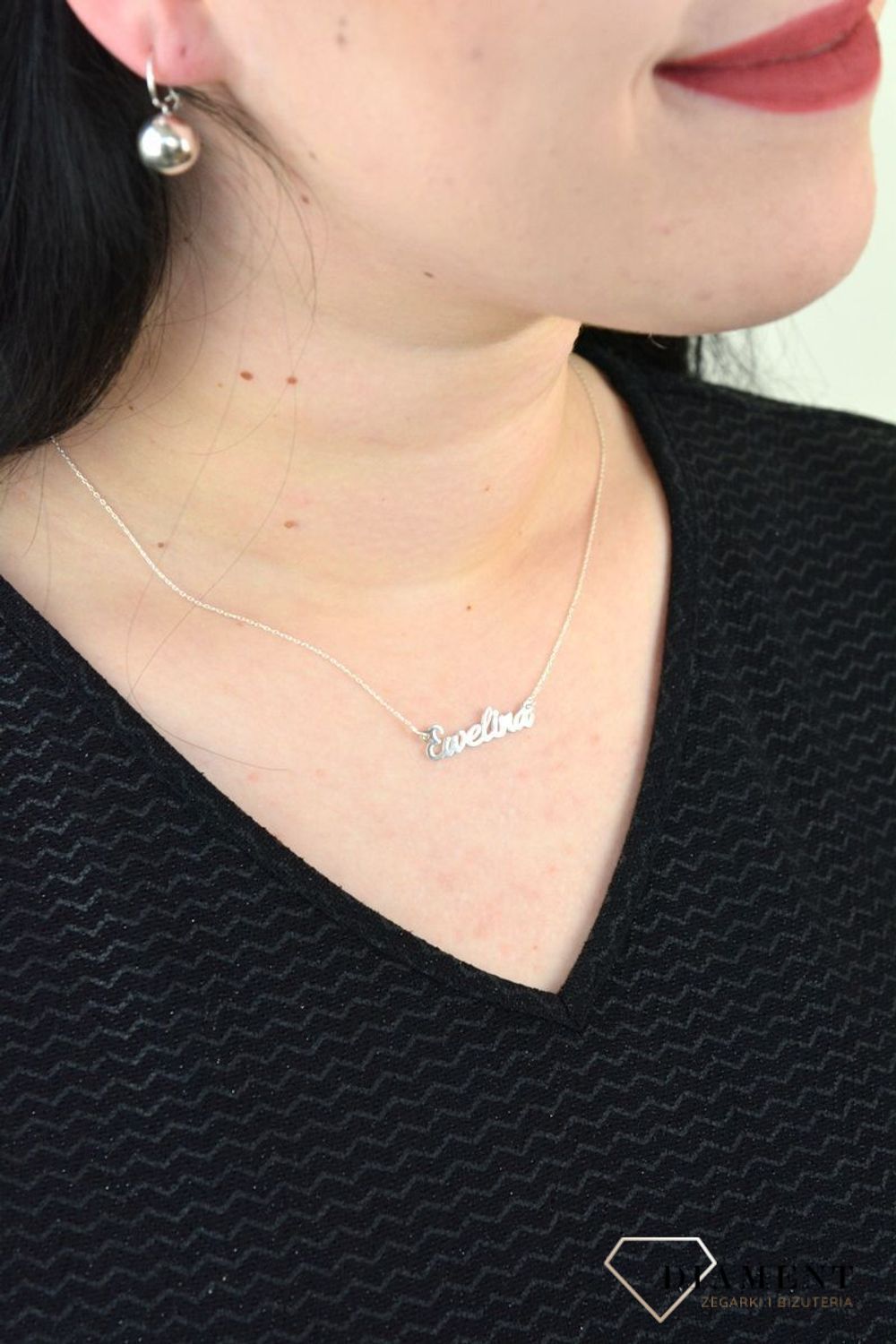 Srebrny naszyjnik celebrytka z imieniem EWELINA DIA-NSZ-4928EWELINA-925. Subtelny i nowoczesny naszyjnik ze srebra próby 925..jpg
