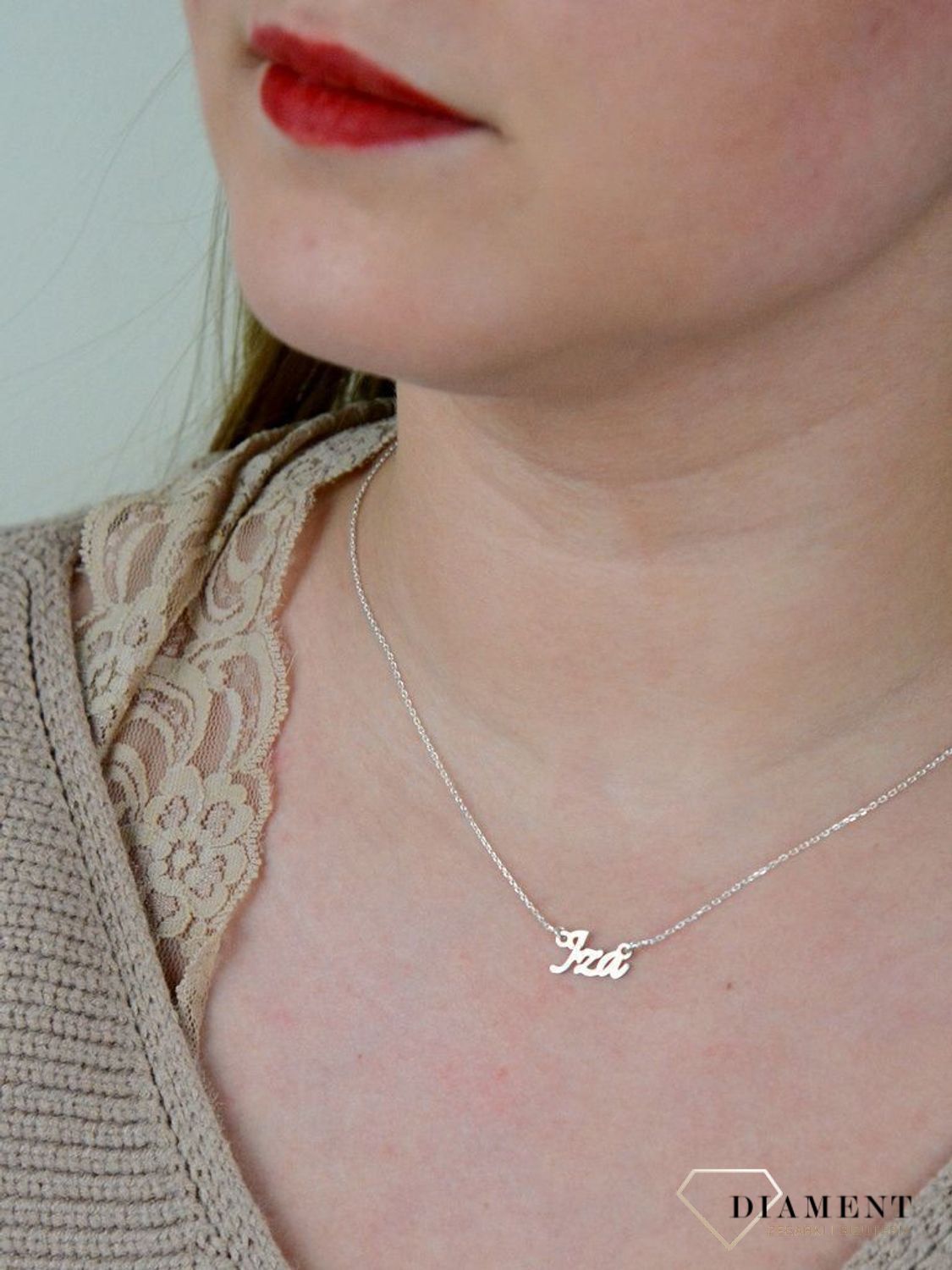Srebrny naszyjnik celebrytka z imieniem Iza DIA-NSZ-4928IZA-925.jpg