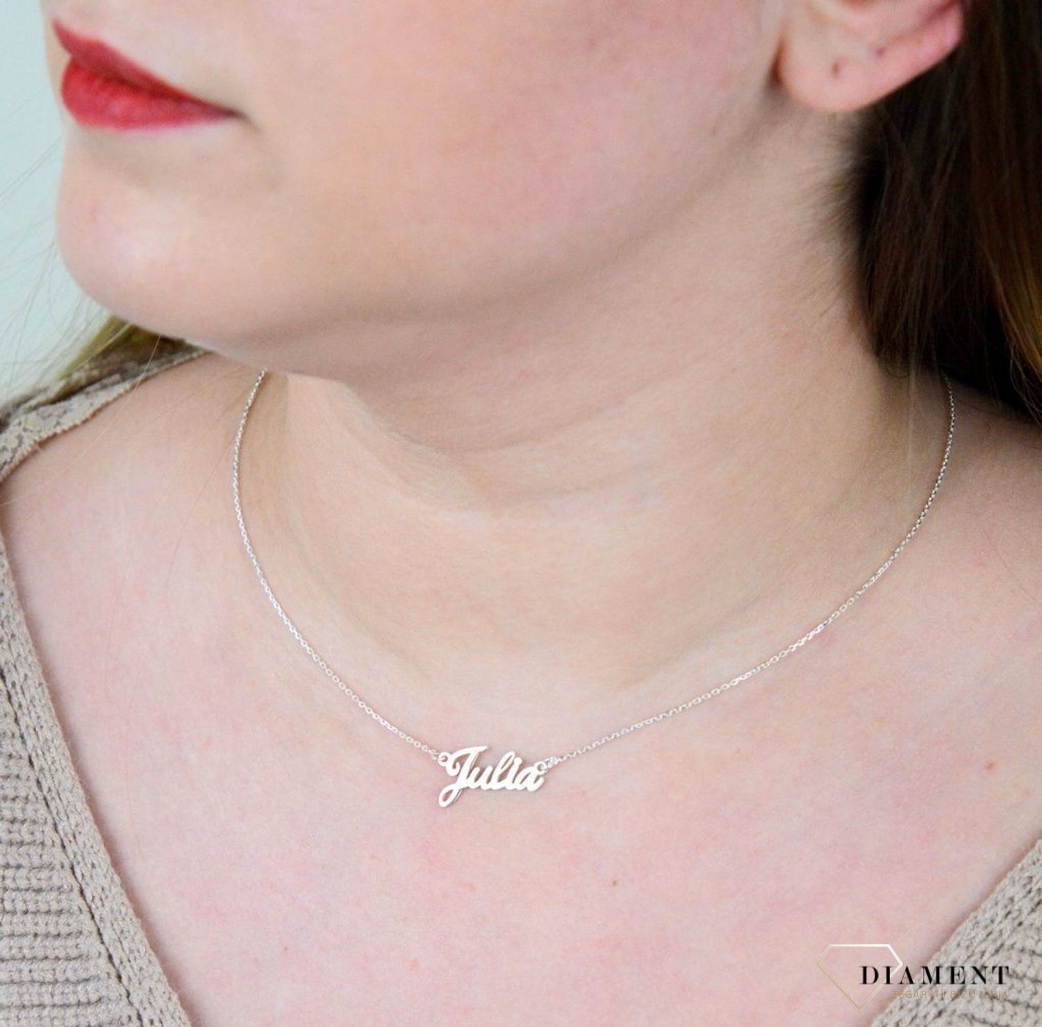 Srebrny naszyjnik celebrytka z imieniem Julia DIA-NSZ-4928JULIA-925.jpg