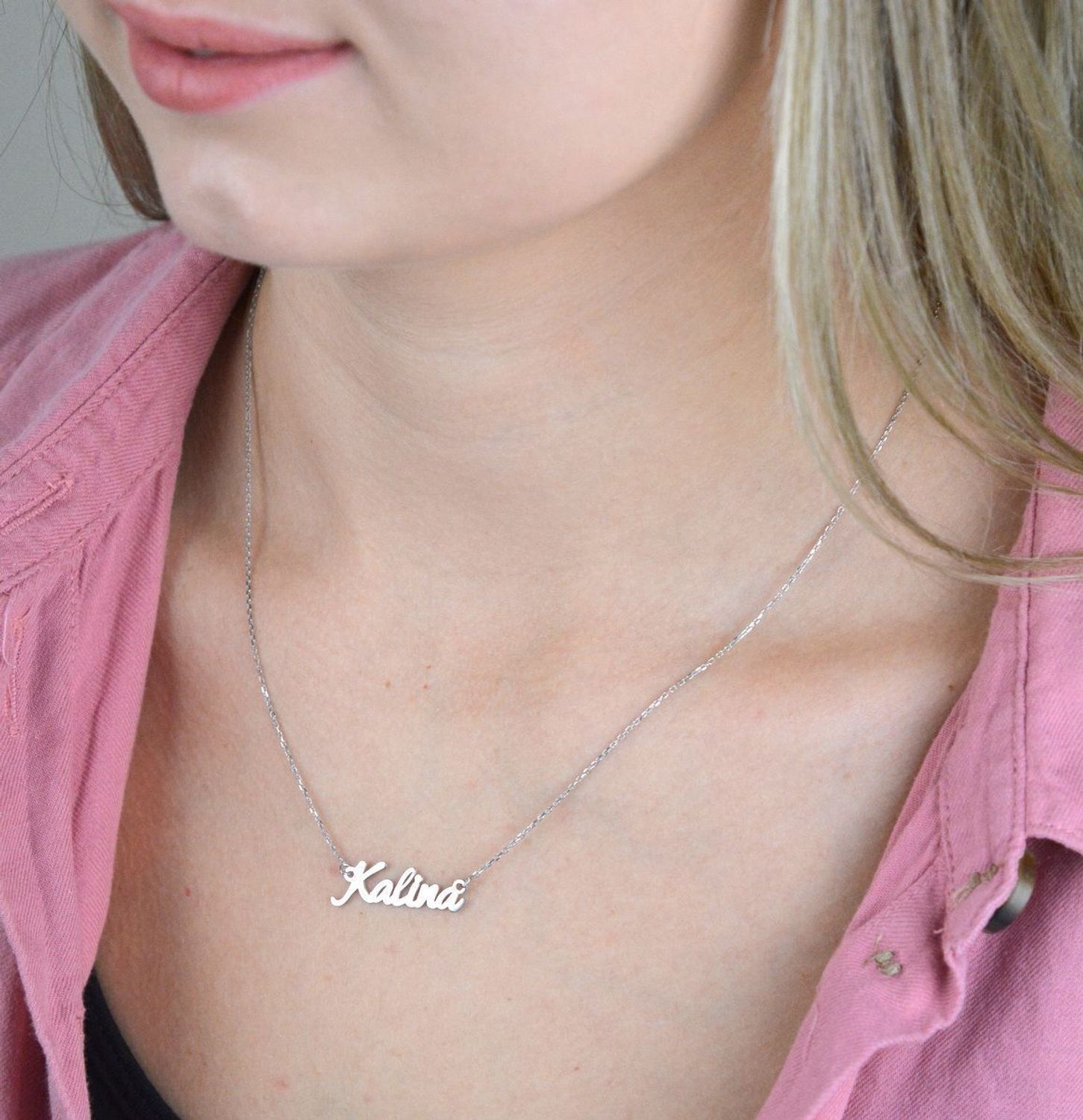 Naszyjnik srebrny celebrytka z imieniem Kalina  DIA-NSZ-4928KALINA-925. Subtelny i nowoczesny naszyjnik ze srebra próby 925. Piękny naszyjnik ze srebra z imieniem Kalina. Jest to doskonały upominek dla kobiety, która nosi właś.jpg