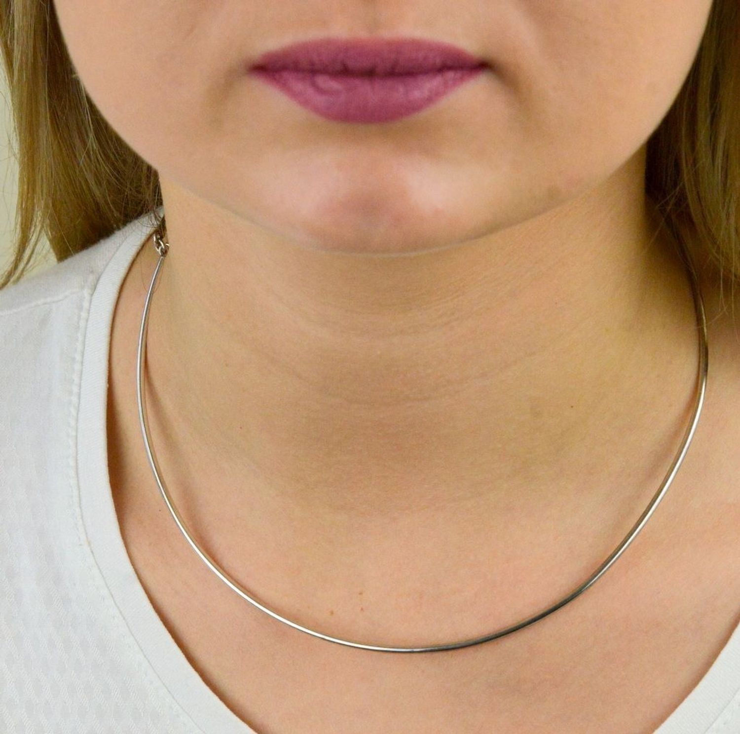 Srebrny naszyjnik damski rurka łamana DIA-NSZ-5586-925. Naszyjnik łamana rurka. Naszyjnik srebrny damski. Damski naszyjnik idealny na każdą okazję. Idealny naszyjnik dla każdej kobiety. I.jpg