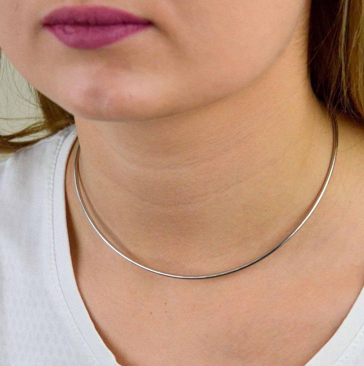 Srebrny naszyjnik sztywny 40 cm DIA-NSZ-5588-925. Srebrny naszyjnik damski. Damski naszyjnik sztywny. Naszyjnik  srebrny idealny na prezent. Naszyjnik na każdą okazję..jpg