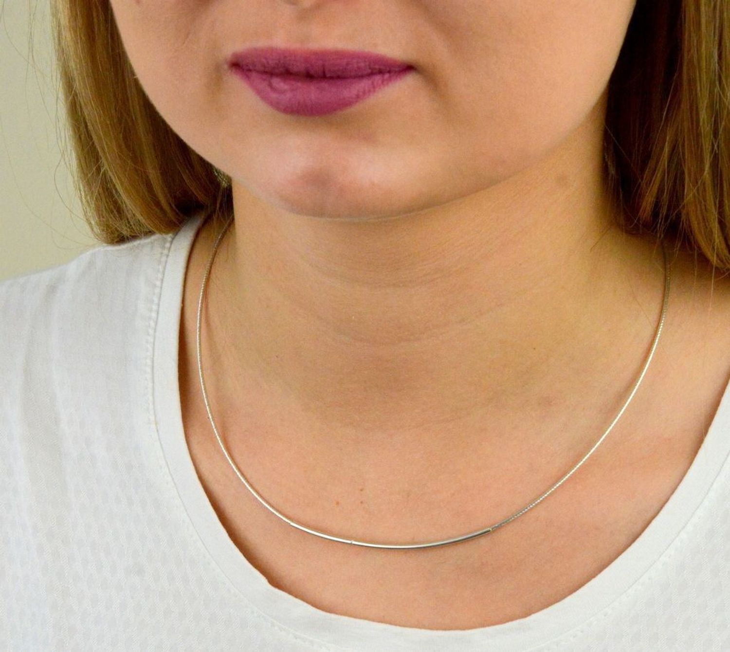 Srebrny naszyjnik ze sztywną rurką ozdobną DIA-NSZ-5590-925, Naszyjnik damski srebrny. Naszyjnik damski srebrny z ozdobną rurką..jpg