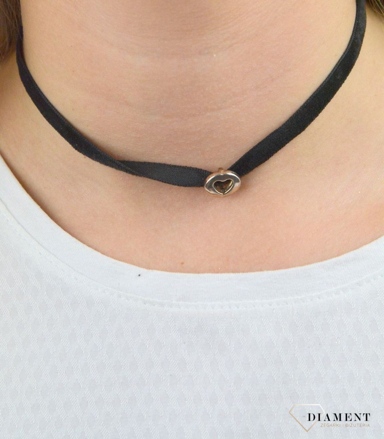 Naszyjnik damski czarny choker srebrne Serduszko DIA-NSZ-5597-925v.jpg
