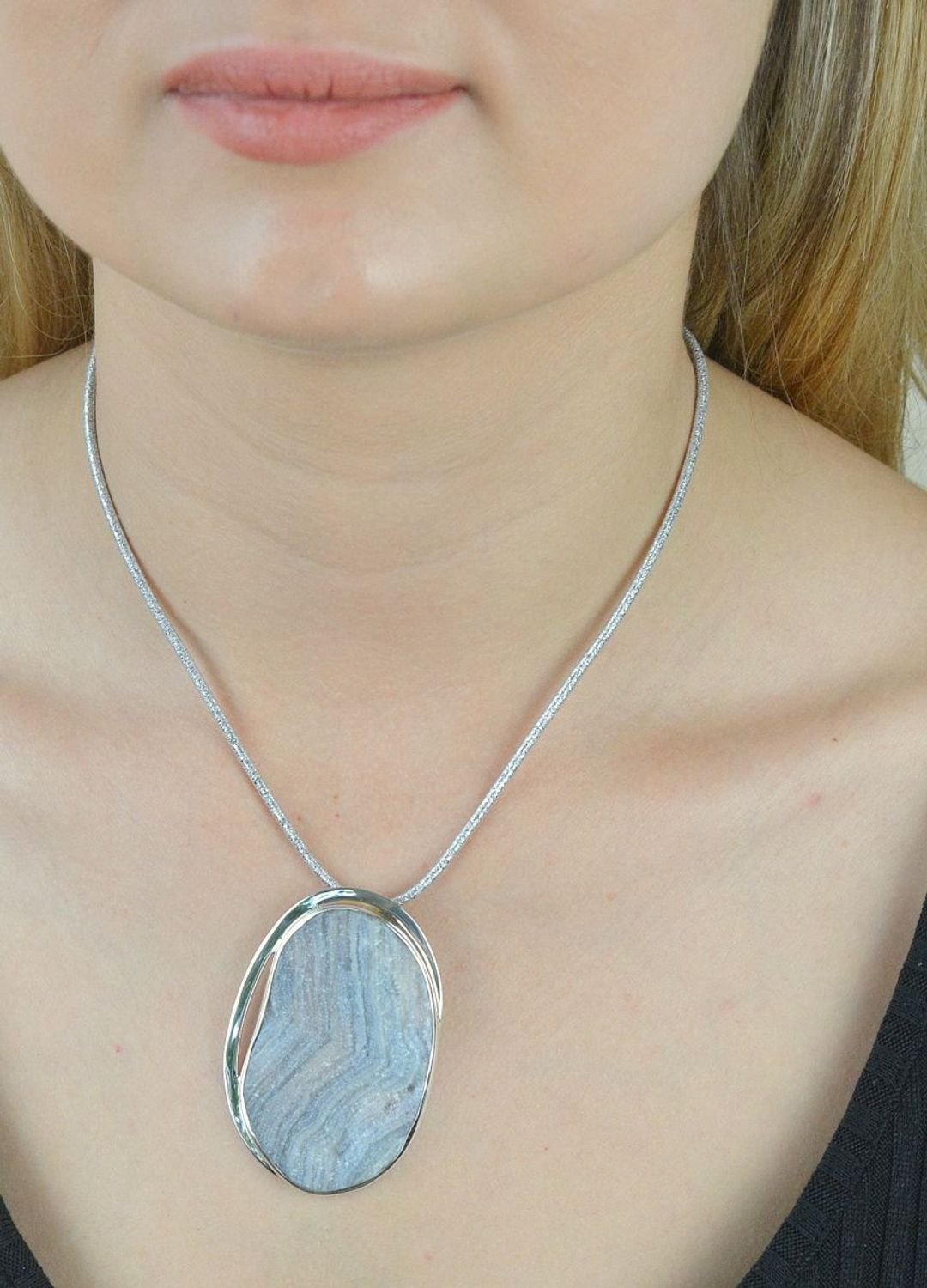 Naszyjnik srebrny sznureczek choker DIA-NSZ-5601-MET. Naszyjnik sznureczek. Naszyjnik srebrna nitka. Naszyjnik sznurek. Naszyjnik damski, młodzieżowy. Naszyjnik idealny na lato. Naszyjnik choker (1).jpg