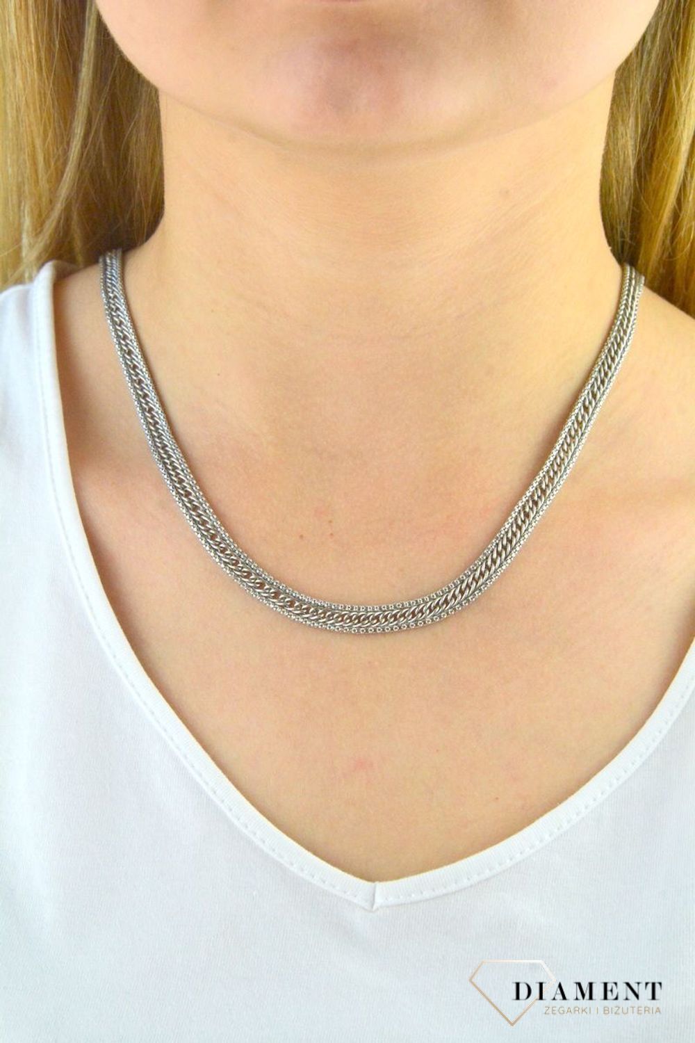 Naszyjnik damski 'Srebrna Kolia' DIA-NSZ-5908-925. Srebrny naszyjnik. Naszyjnik srebrny damski. Naszyjnik srebrny typu Kolia. Naszyjnik damski z malutkimi cyrkoniami. Naszyjnik damski o efektownym.jpg