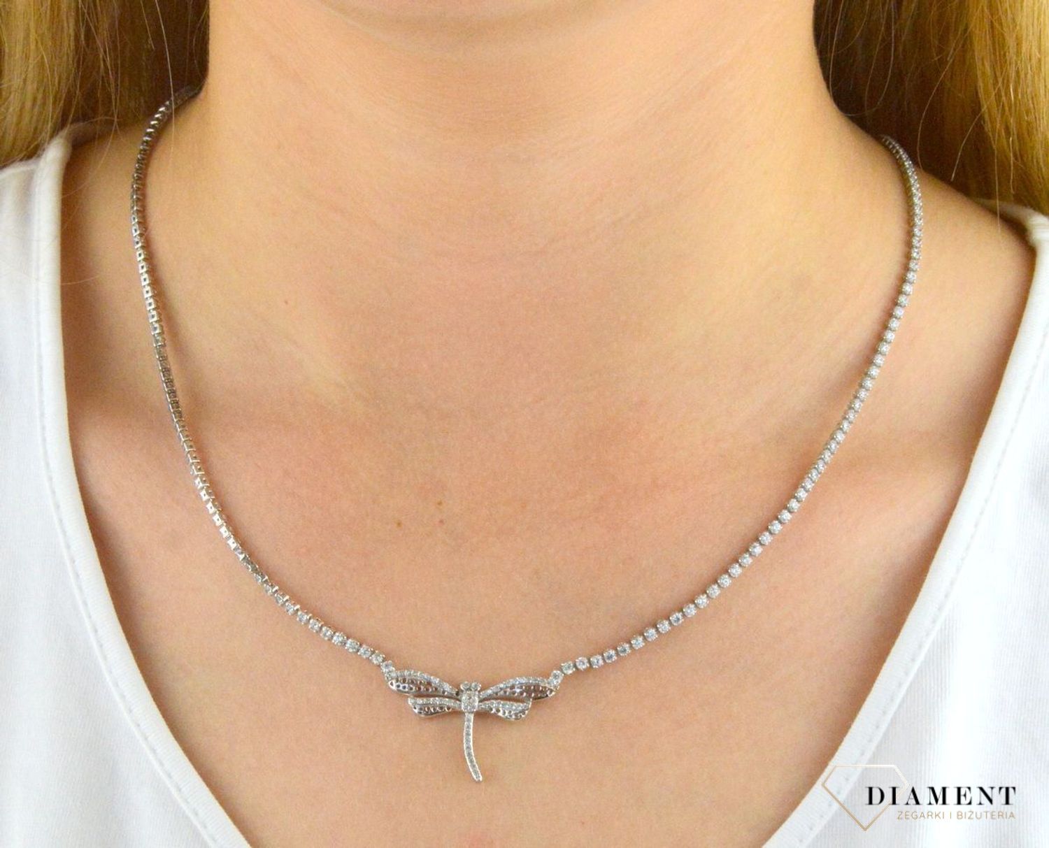 Srebrny naszyjnik Ważka z cyrkoniami DIA-NSZ-5909-925. Srebrny naszyjnik z elementem ozdobnym. Naszyjnik z ważką. Naszyjnik z cyrkoniami. Naszyjnik srebrny ide.jpg