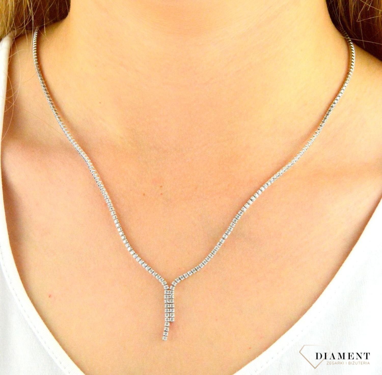 Srebrny naszyjnik  z cyrkoniami DIA-NSZ-5910-925. Srebrny naszyjnik. Naszyjnik srebrny z cyrkoniami. Naszyjnik srebrny elegancki. Srebrny naszyjnik dla każdej kobiety..jpg