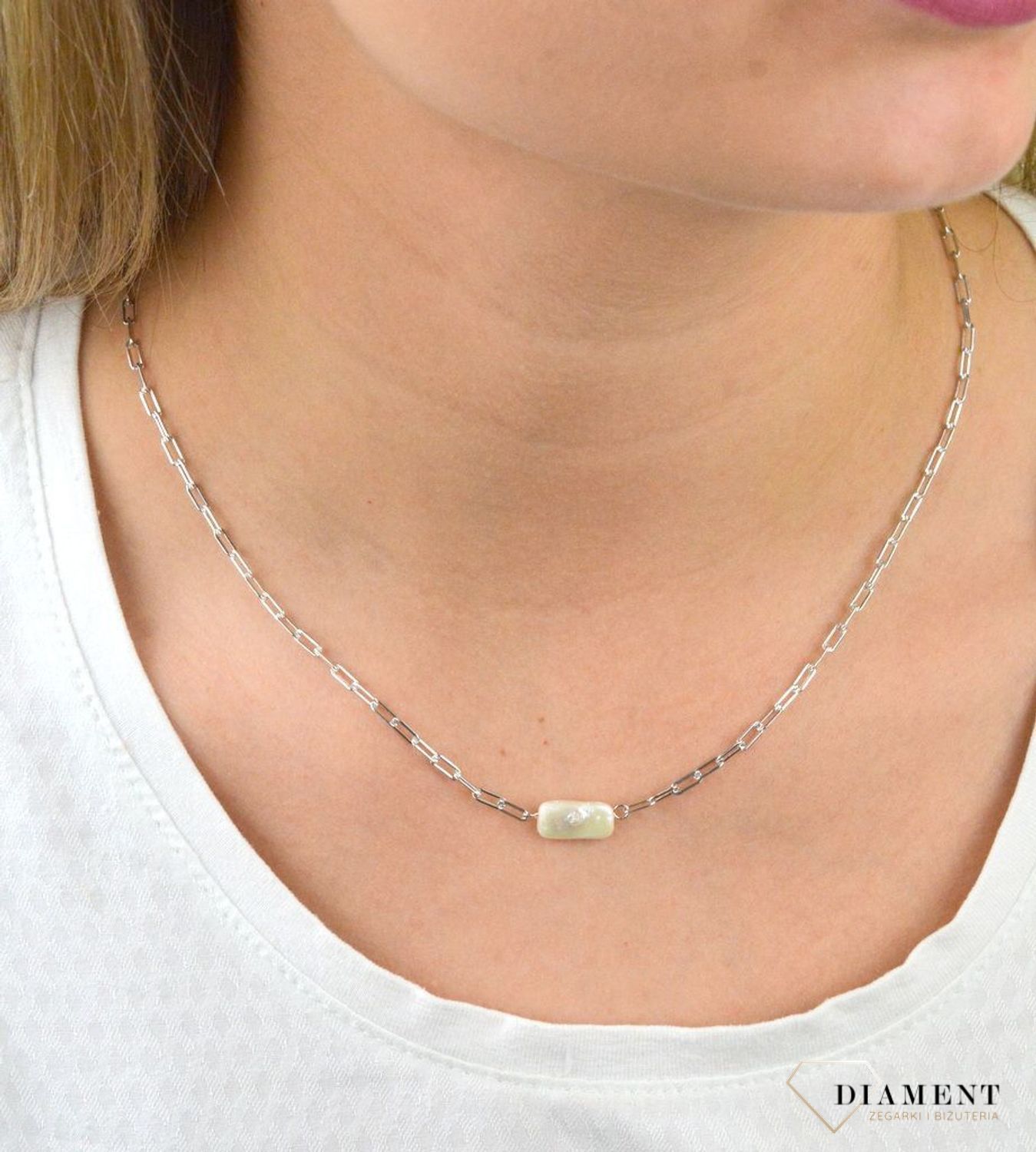Naszyjnik srebrny  Oryginalna perła  925 DIAMENT DIA-NSZ-5944B-925 💎 Niezwykle szykowny naszyjnik wykonany z najwyższej jakości srebra to elegancki dodatek do wielu stylizacji. 💎.jpg
