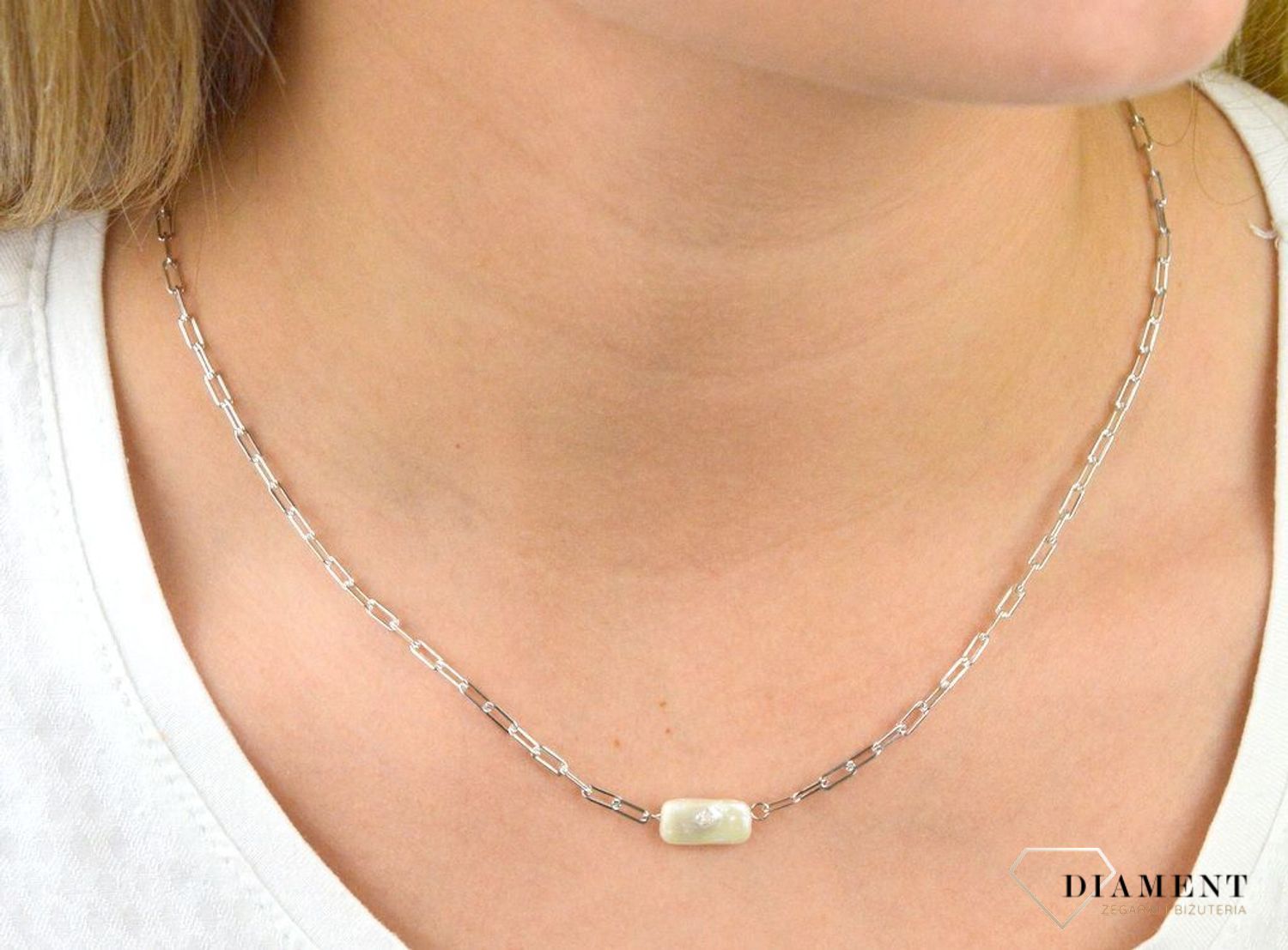 Naszyjnik srebrny  Oryginalna perła  925 DIAMENT DIA-NSZ-5944B-925 💎 Niezwykle szykowny naszyjnik wykonany z najwyższej jakości srebra to elegancki dodatek do wielu stylizacji. 💎.jpg