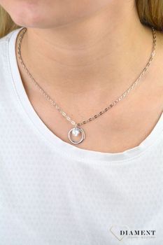Srebrny naszyjnik  Błyszcząca cyrkonia  925 DIAMENT DIA-NSZ-5945B-925 💎 Niezwykle szykowny naszyjnik wykonany z najwyższej jakości srebra to elegancki dodatek do wielu stylizacji. 💎 (1).JPG