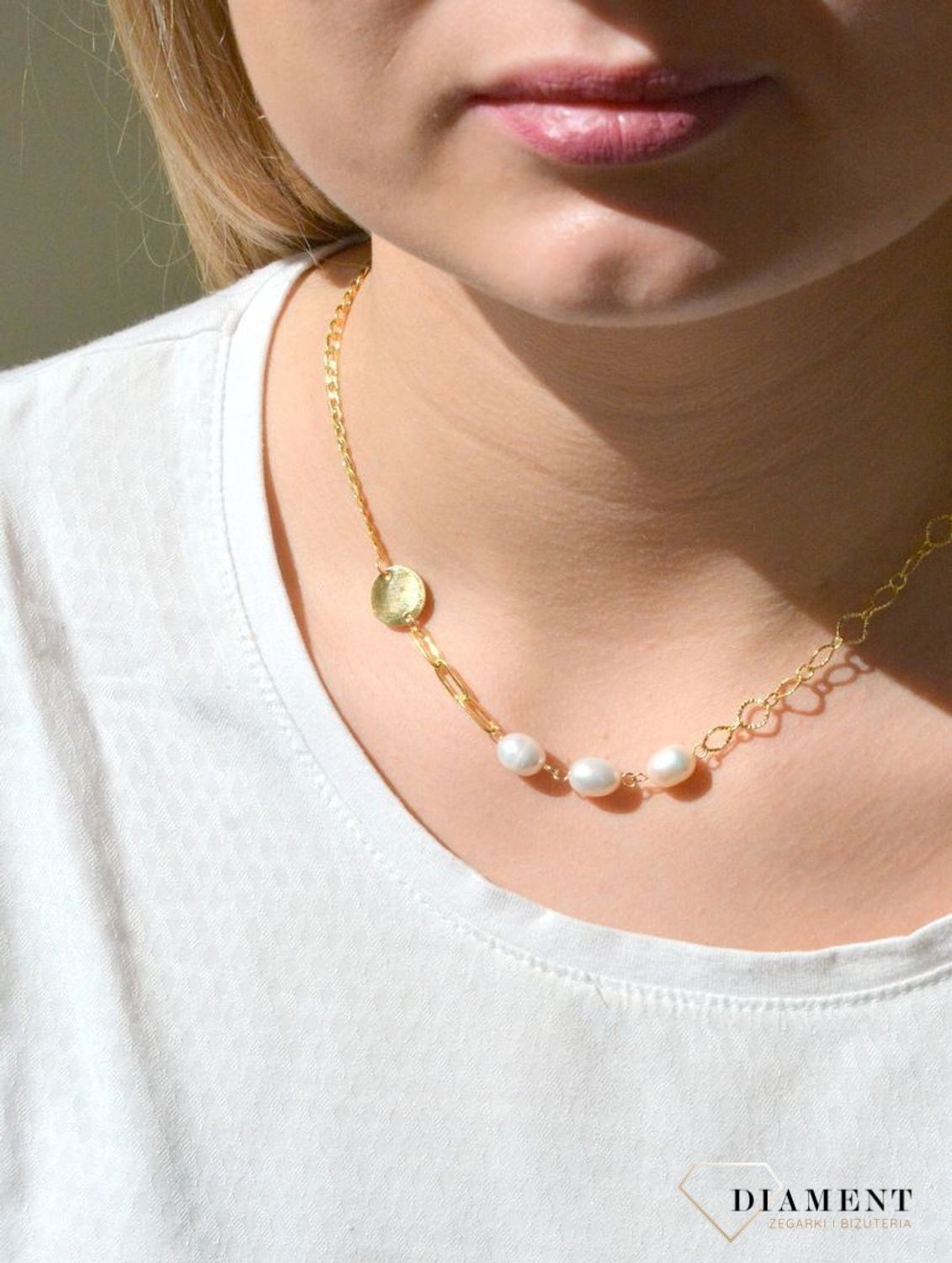 Naszyjnik pozłacany z perłami  Finezyjne połączenie  925 DIA-NSZ-5947-925 💎 Niezwykle szykowny naszyjnik wykonany z najwyższej jakości srebra to elegancki dodatek do wielu.jpg