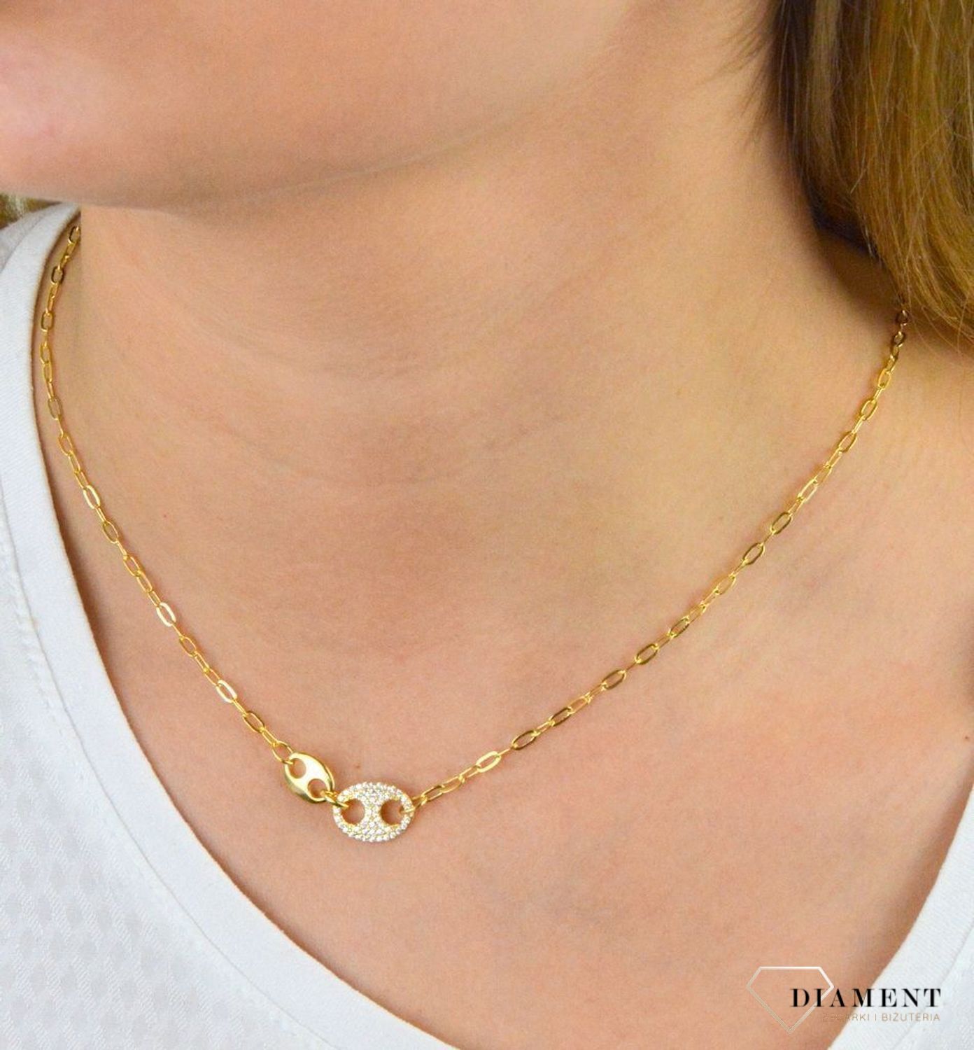 Naszyjnik pozłacany  Dwa ziarna kawy  925 DIAMENT DIA-NSZ-5950-925 💎 Niezwykle szykowny naszyjnik wykonany z najwyższej jakości srebra to elegancki dodatek do wielu stylizacji..jpg