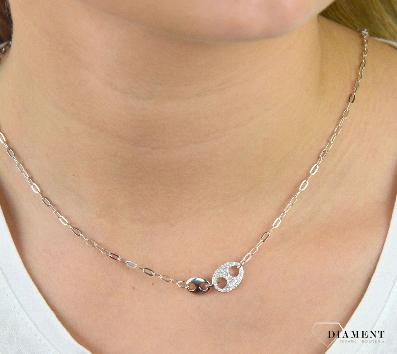Naszyjnik srebrny  Błyszczące ziarna kawy  925 DIAMENT 💎 Niezwykle szykowny naszyjnik wykonany z najwyższej jakości srebra to elegancki dodatek do wielu stylizacji.jpg