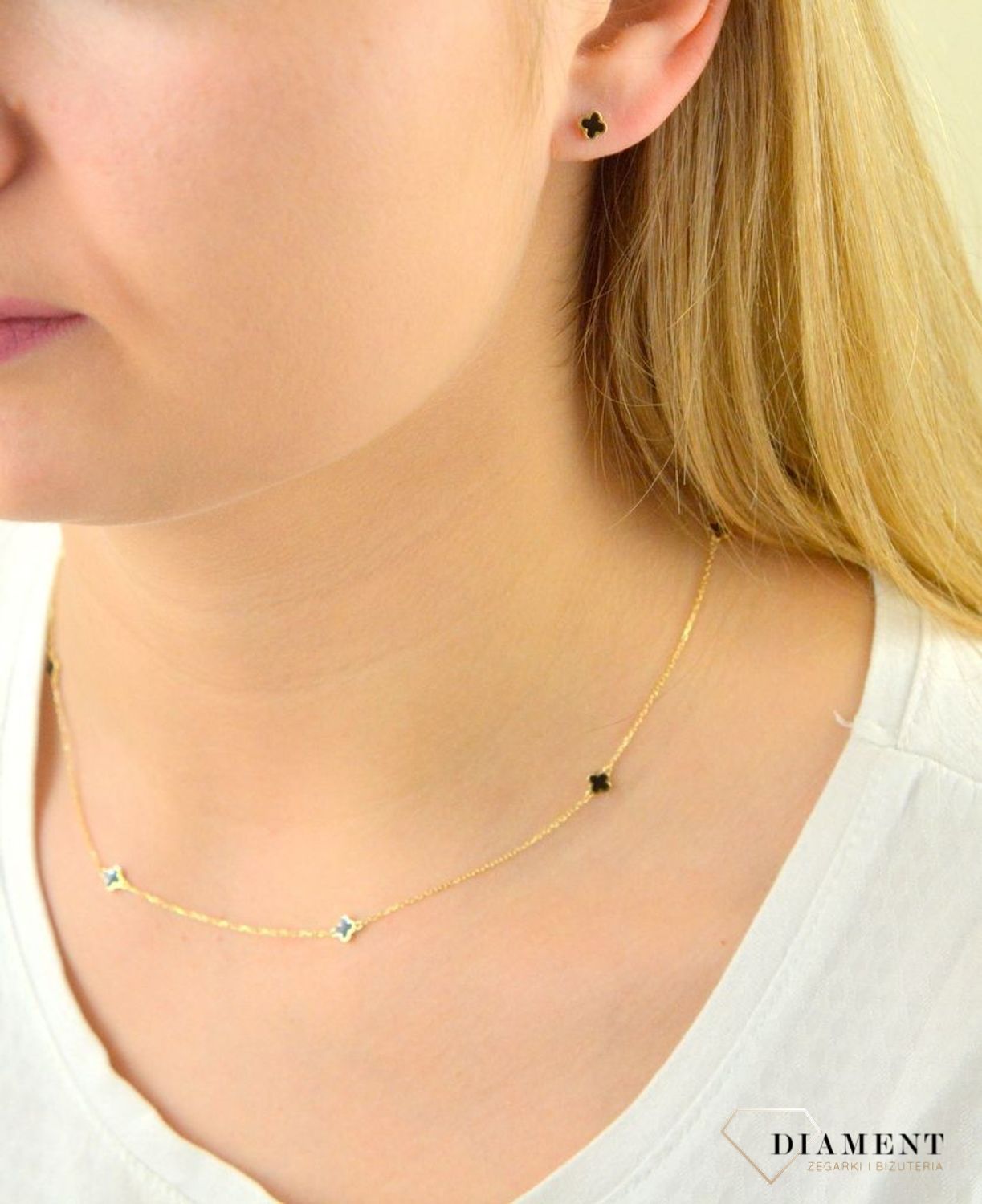 Naszyjnik pozłacany  Czarne koniczynki  925 DIAMENT DIA-NSZ-5953-925  Niezwykle szykowny naszyjnik wykonany z najwyższej jakości srebra to elegancki dodatek do wielu.jpg