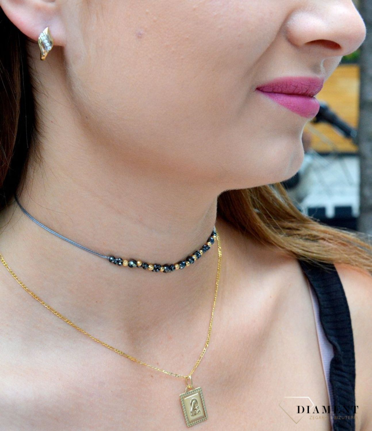 Choker złoty 585 na sznureczku ze złotymi kuleczkami i kamieniem hematyt DIA-NSZ-6465-585. Naszyjnik ze złotem. Naszyjnik na sznureczku. Naszyjnik na sznureczku ze złotymi kulkami. Naszyjnik idealny na lato. Naszyjnik z kami.jpg