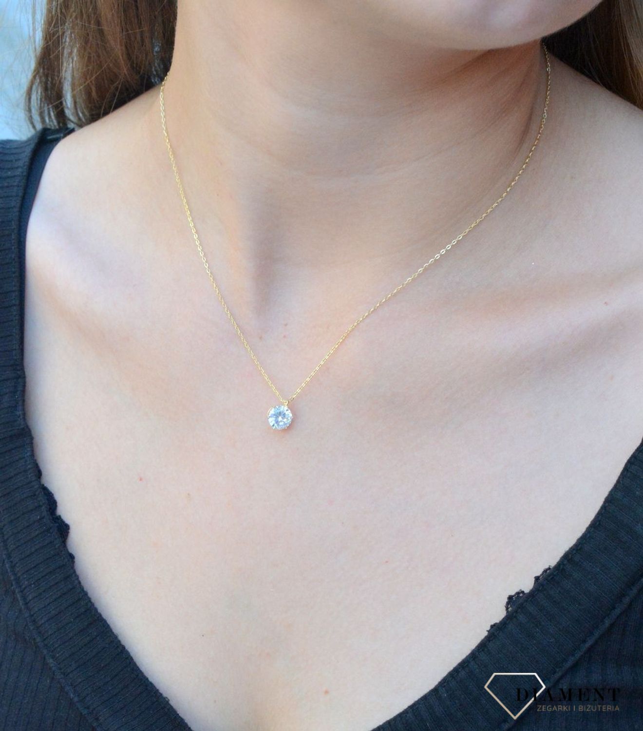 Naszyjnik pozłacany z okrągłą cyrkonią DIA-NSZ-6565-925. Naszyjnik damski srebrny. Naszyjnik pozłacany z cyrkonią. Naszyjnik pozłacany celebrytka. Naszyjnik damski na prezent. Naszyjnik idealny do letnich stylizacji. Naszyjnik dla ko.jpg