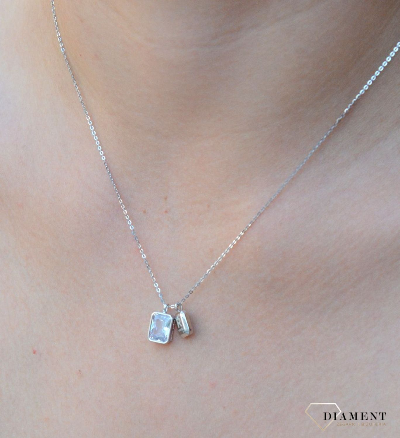 Naszyjnik srebrny z prostokątną cyrkonią Celebrytka DIA-NSZ-6570-925. Naszyjnik damski srebrny. Naszyjnik celebrytka z cyrkonią. Naszyjnik damski  celebrytka. Naszyjnik srebrny z cyrkonią na prezent. Naszyjnik idealny do letnich styli.jpg